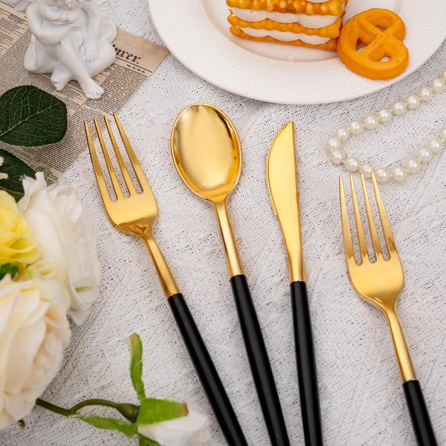 SUT Gold Plastic Silverware (160Pcs) Forks and Spoons Disposable, 80 Gold Plastic Forks, 40 Gold Knives, 40 Gold Spoons, Black and Gold Utensils Set Disposable for Parties, Weddings,New Year,Halloween