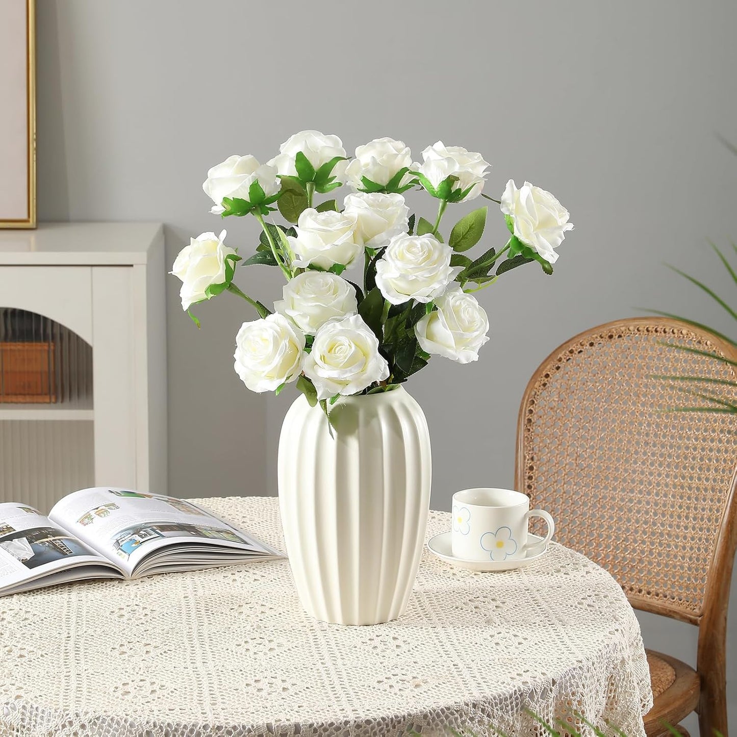 Tifuly White Roses Artificial Flowers -12 pcs Realistic Single Long Stem Fake Silk Roses Bouquet for Party Home Wedding Centerpiece Office DIY Decor（Off White）