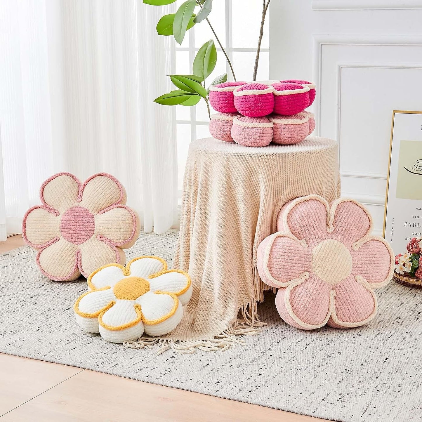 Flower Pillow, Soft Flower Decorative Throw Pillow, Cute Daisy Flower Shaped Seating Floor Cushion Room Décor Plush Pillows for Sofa Couch Bed (17.7 Inch, Pink)