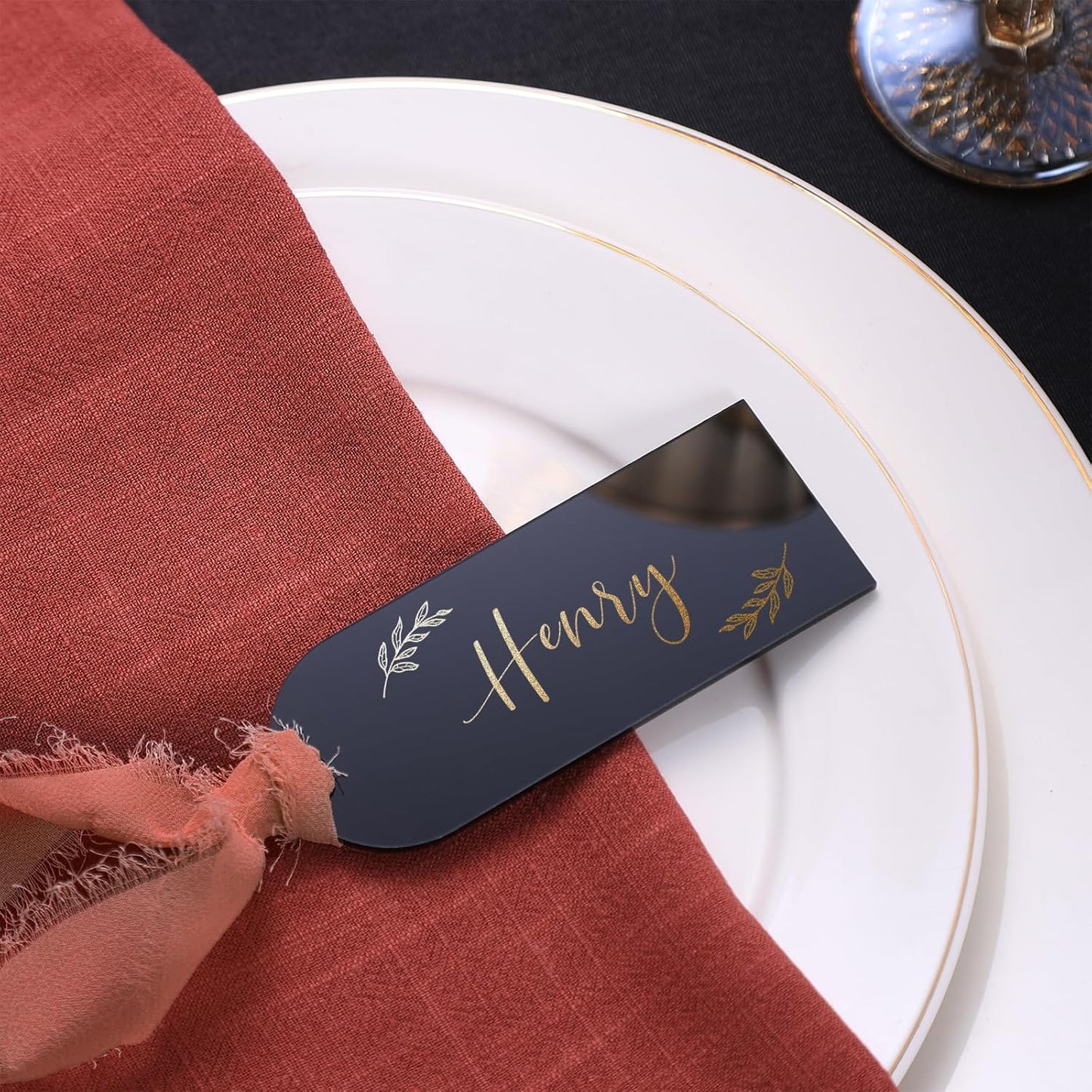 UNIQOOO 20 Pcs Black Acrylic Place Cards, 3.9x1.6 inches DIY Blank Hanging Tags, Perfect for Wedding Table Decor, Birthday, Centerpiece, Decoration, Party, Anniversary, Event