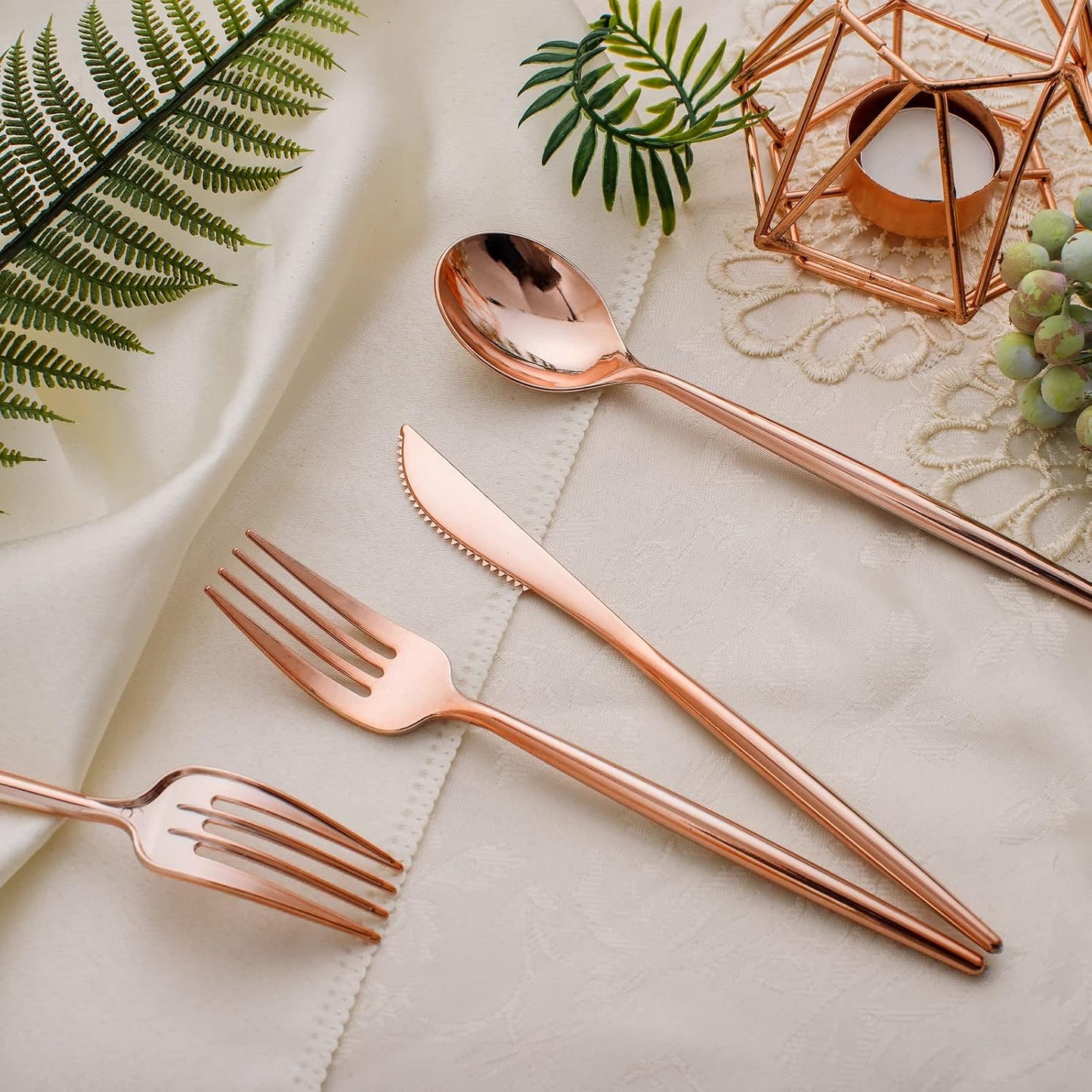 SUT 150Pcs Rose Gold Plastic Silverware, Disposable Cutlery Set, Heavy Duty Plastic Flatware Set，Disposable Rose Gold Utensils Include 50 Forks,50 Spoons, 50 Knives Perfect for Party