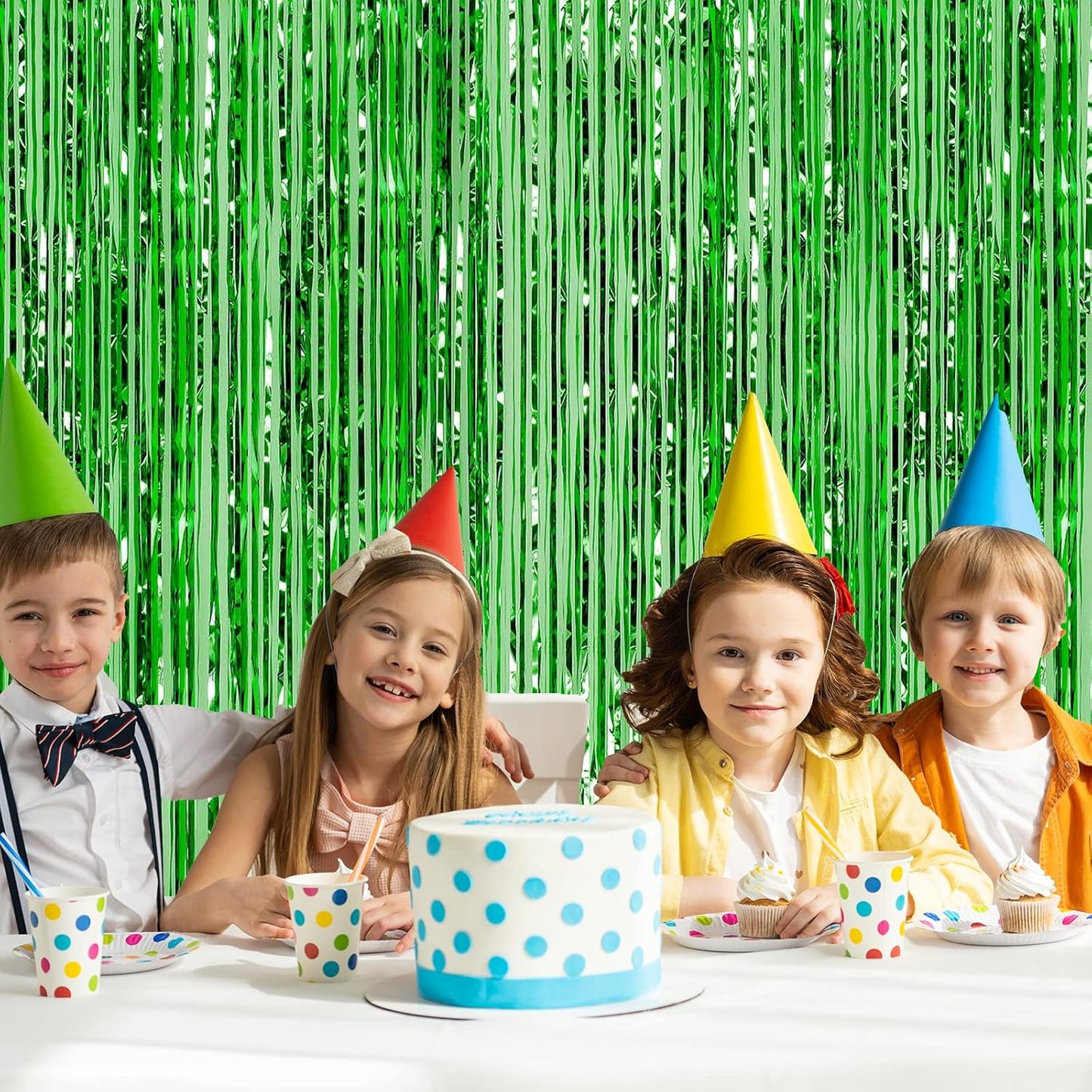 CHRORINE 2pcs 3ft x 8.3ft Green Tinsel Foil Fringe Curtains Streamers Backdrop for Green Birthday Jungle Safari Tropical Party Christmas Decorations