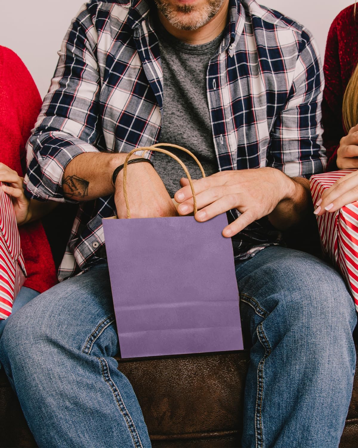 qiqee Grape Purple Gift Bag with Handles Bulk 24Pcs Paper Bags -8.3"x6"x3. 15" Party Favor Bags - Solid Color