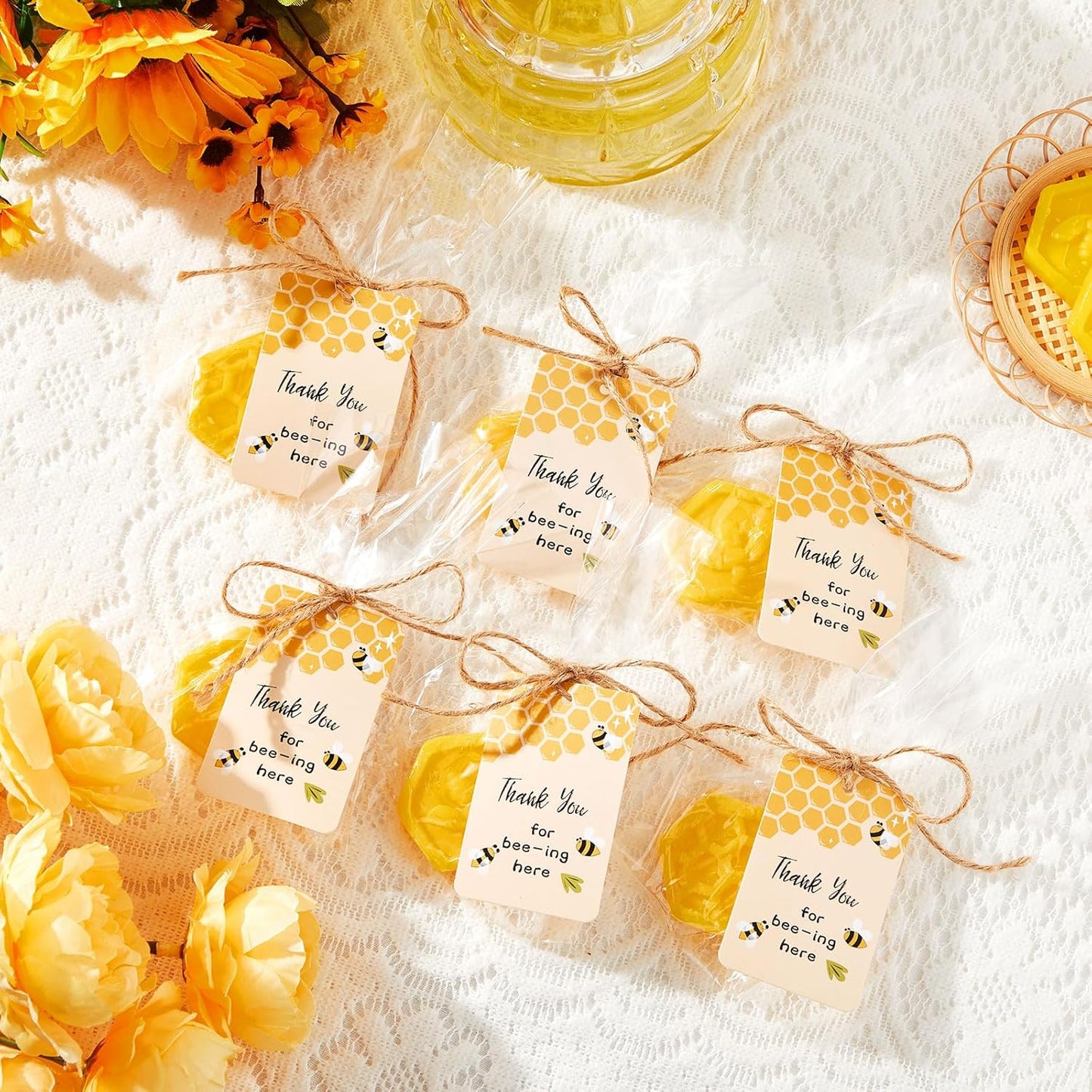 100 Set Baby Shower Favors Bee Party Favors Including Honeycomb Soap with Thank You Card Gift Honey Soap for Guest Gender Reveal Honey Gift Birthday Party Decorations (Yellow)