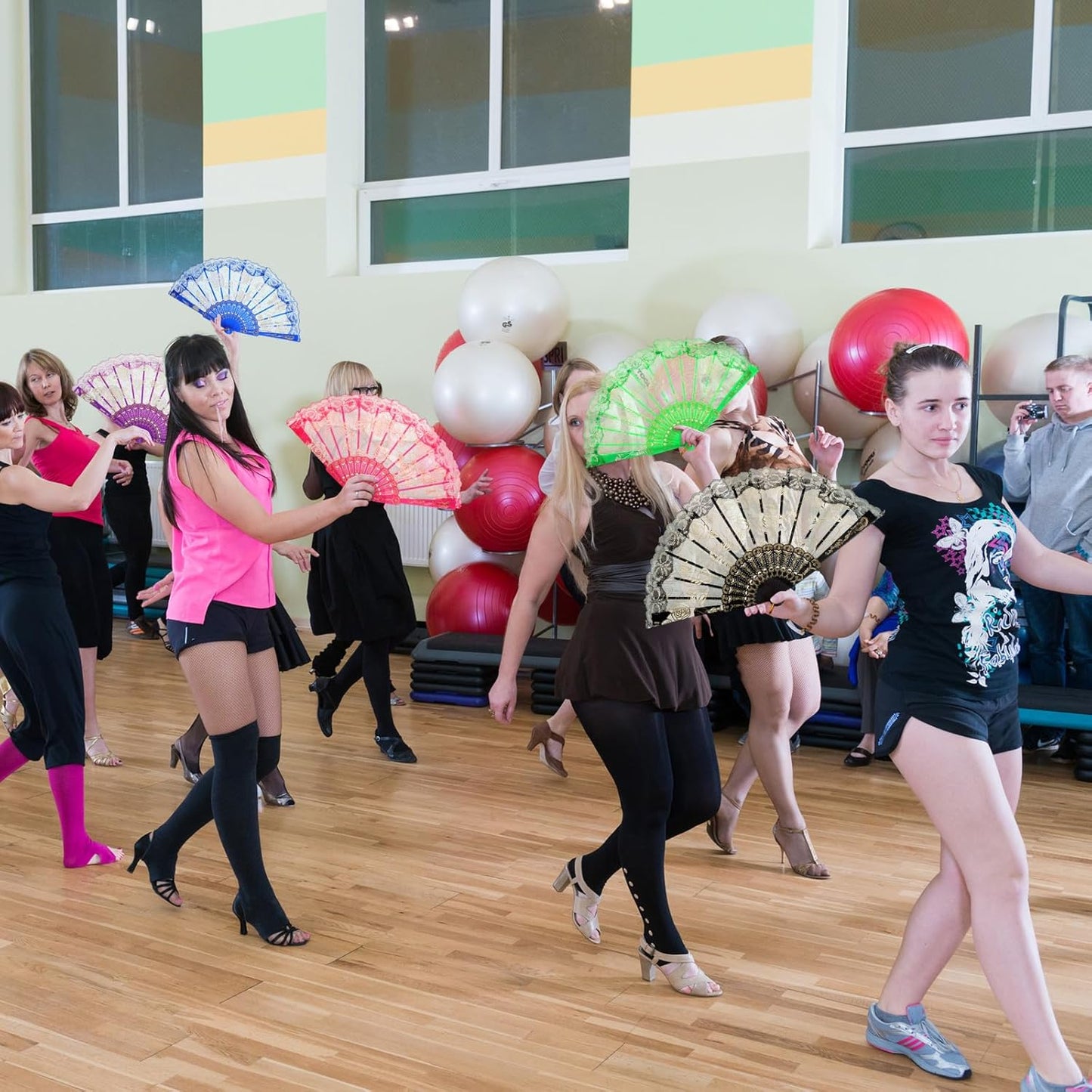 Geetery 30 Pcs Folding Hand Fan for Line Dancing Spanish Boots on the Ground Fans Gifts Bulk Colorful Silk Popping Rave for Women Tea Party Wedding Church Halloween Costume(Lace,Mixed Colors)