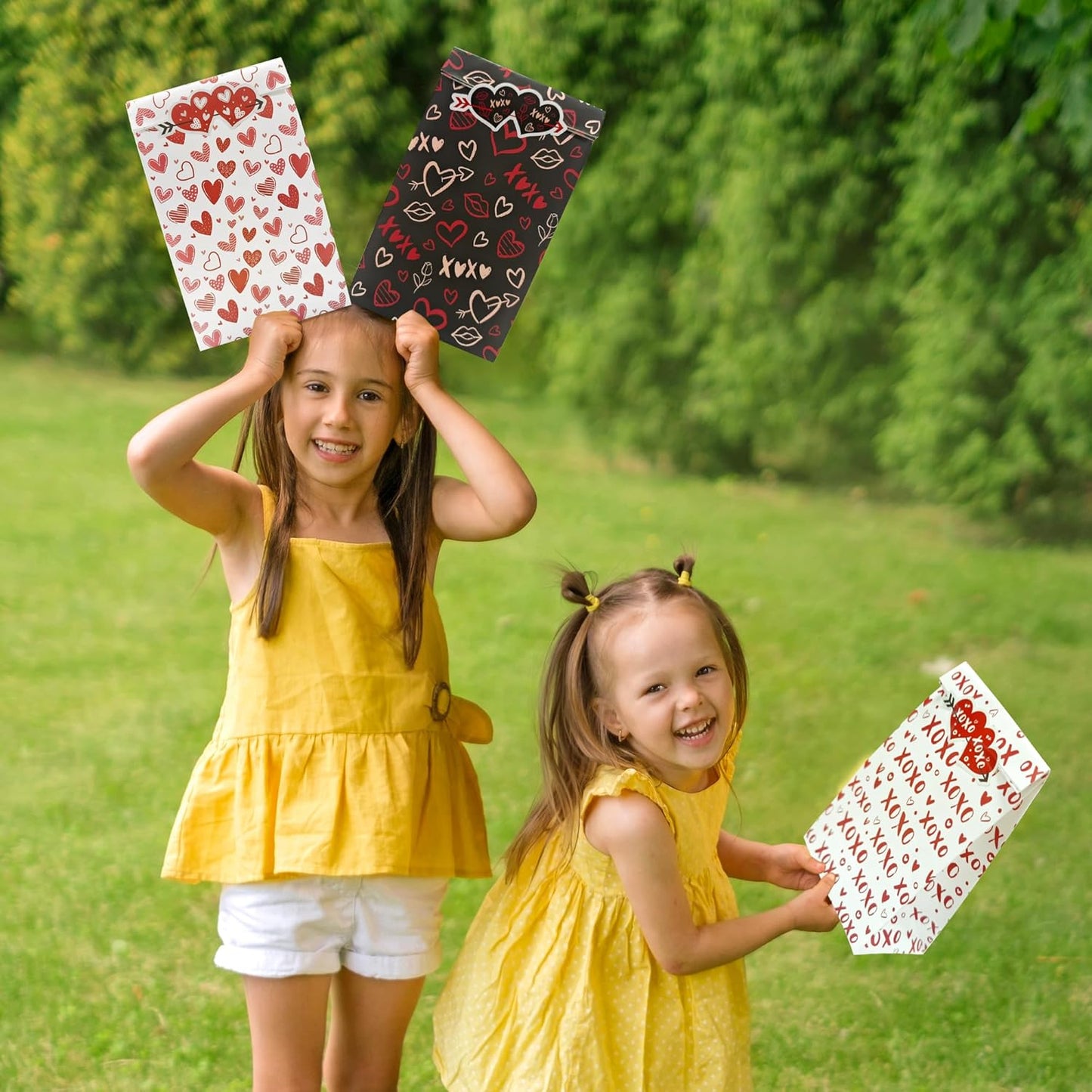 Valentines Bags - 24 PCS Valentines Gift Bags for Class School,Valentine Treat Bags with Stickers - Valentine Goodie Bags for Kids | Valentine's Day Gifts for Kids - Valentine's Decorations Party Favors