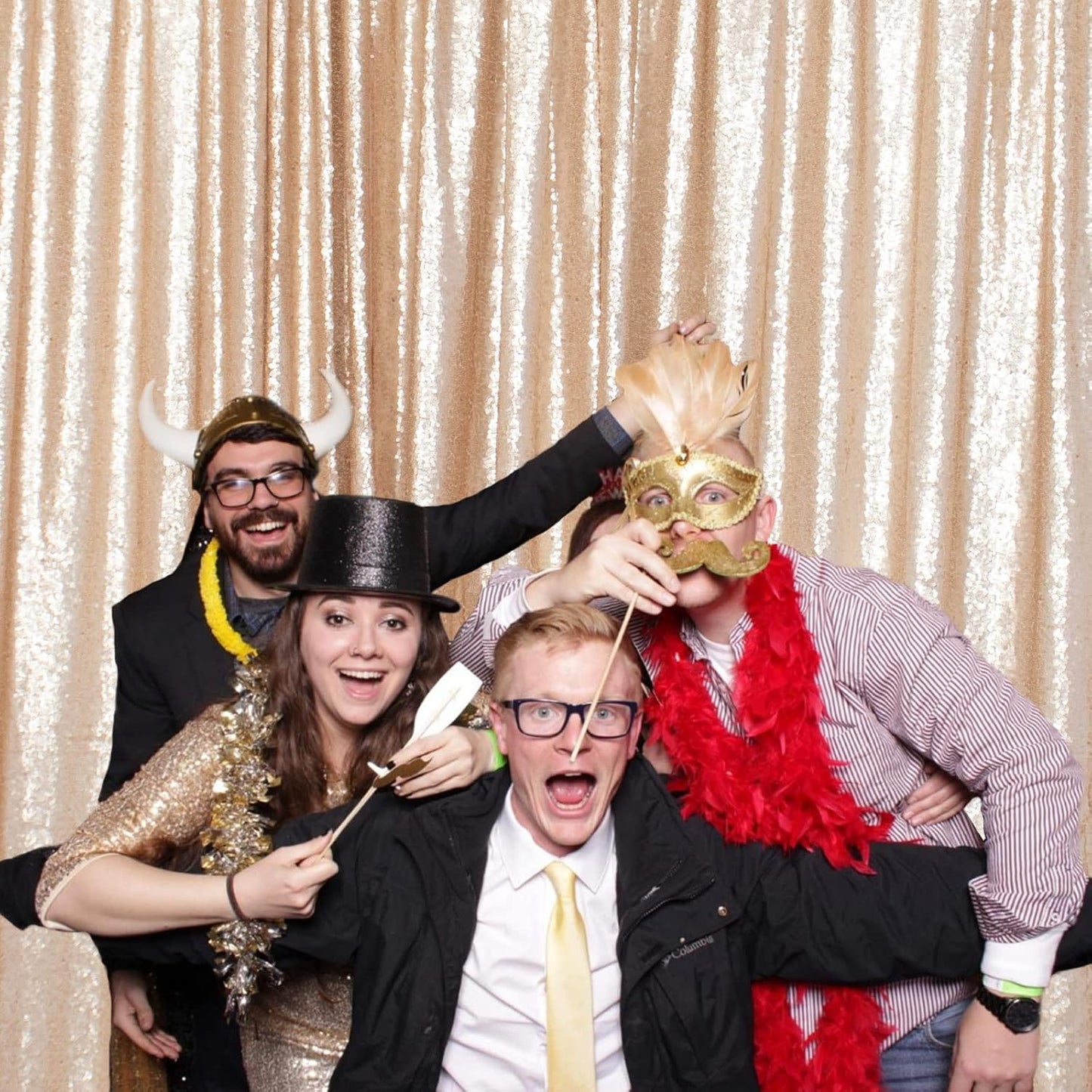 DUOBAO Sequin Backdrop 4x7Ft Sequin-Backdrop-Curtain Champagne Glitter Background Backdrops for Pictures Shimmer Wall for Backgrounds Wedding Ceremony Party Decorations