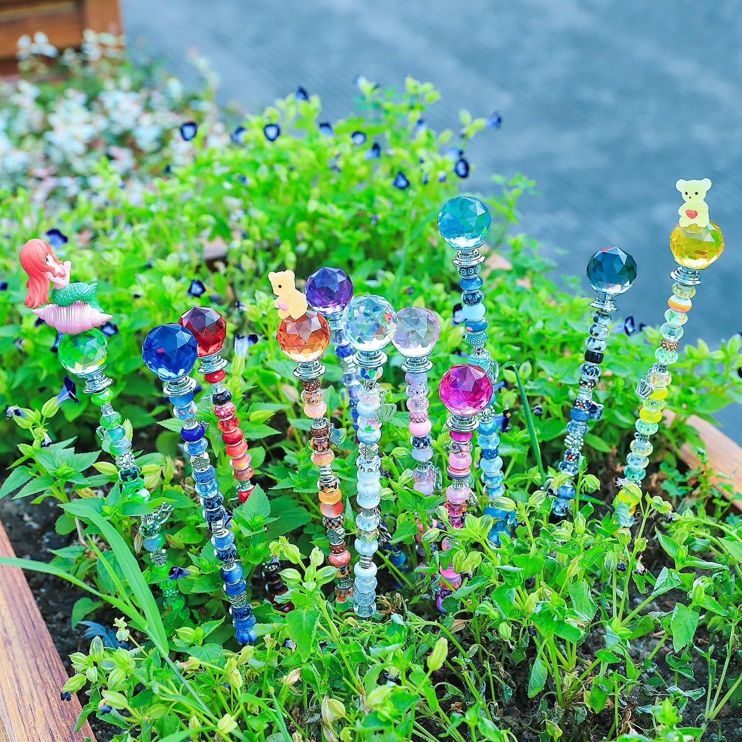 AIPRIDY 238 Pcs DIY Fairy Wand Garden Stakes Kit,Multiple Color Scheme European Beads Crystal Diamond Tops and 12 or 10 Inch Threaded Rods,Stainless Steel Stakes with Diamond Toppe (Lighted Globes)