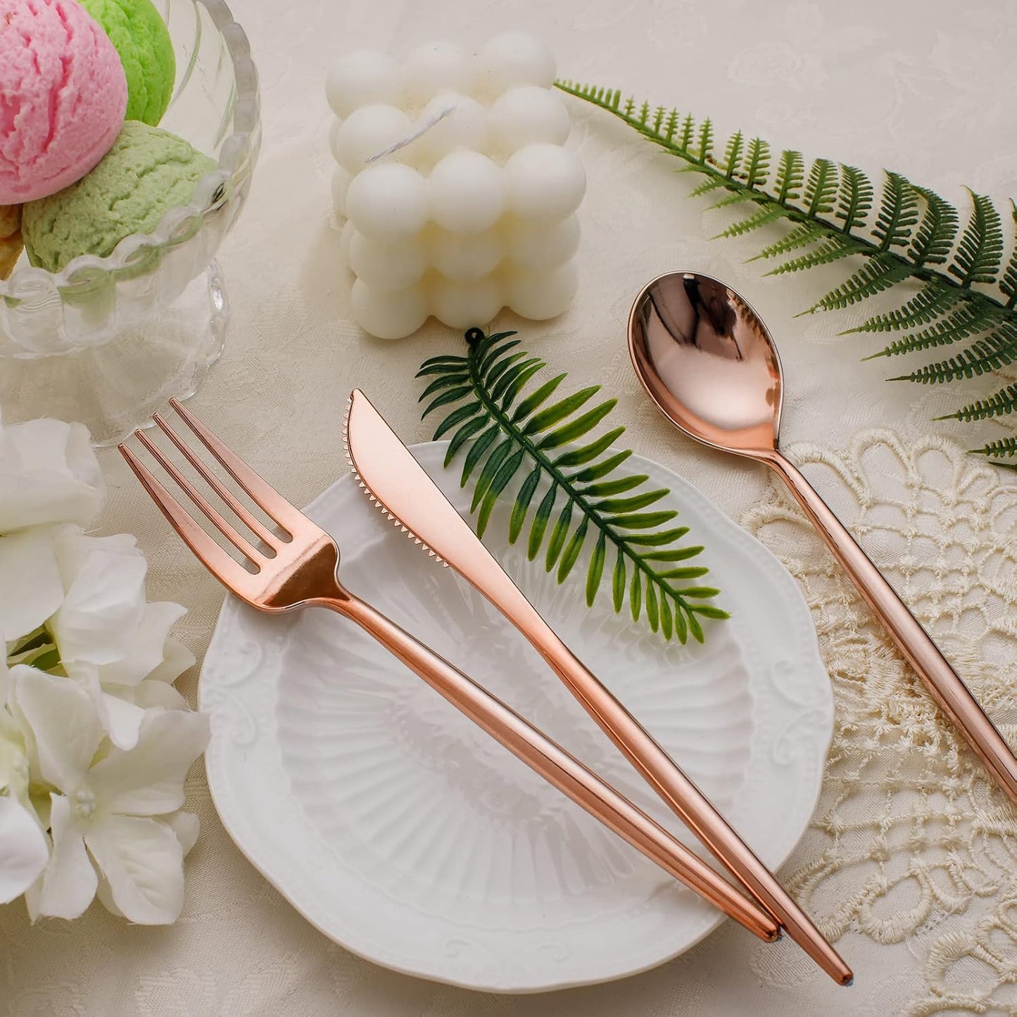 SUT 150Pcs Rose Gold Plastic Silverware, Disposable Cutlery Set, Heavy Duty Plastic Flatware Set，Disposable Rose Gold Utensils Include 50 Forks,50 Spoons, 50 Knives Perfect for Party