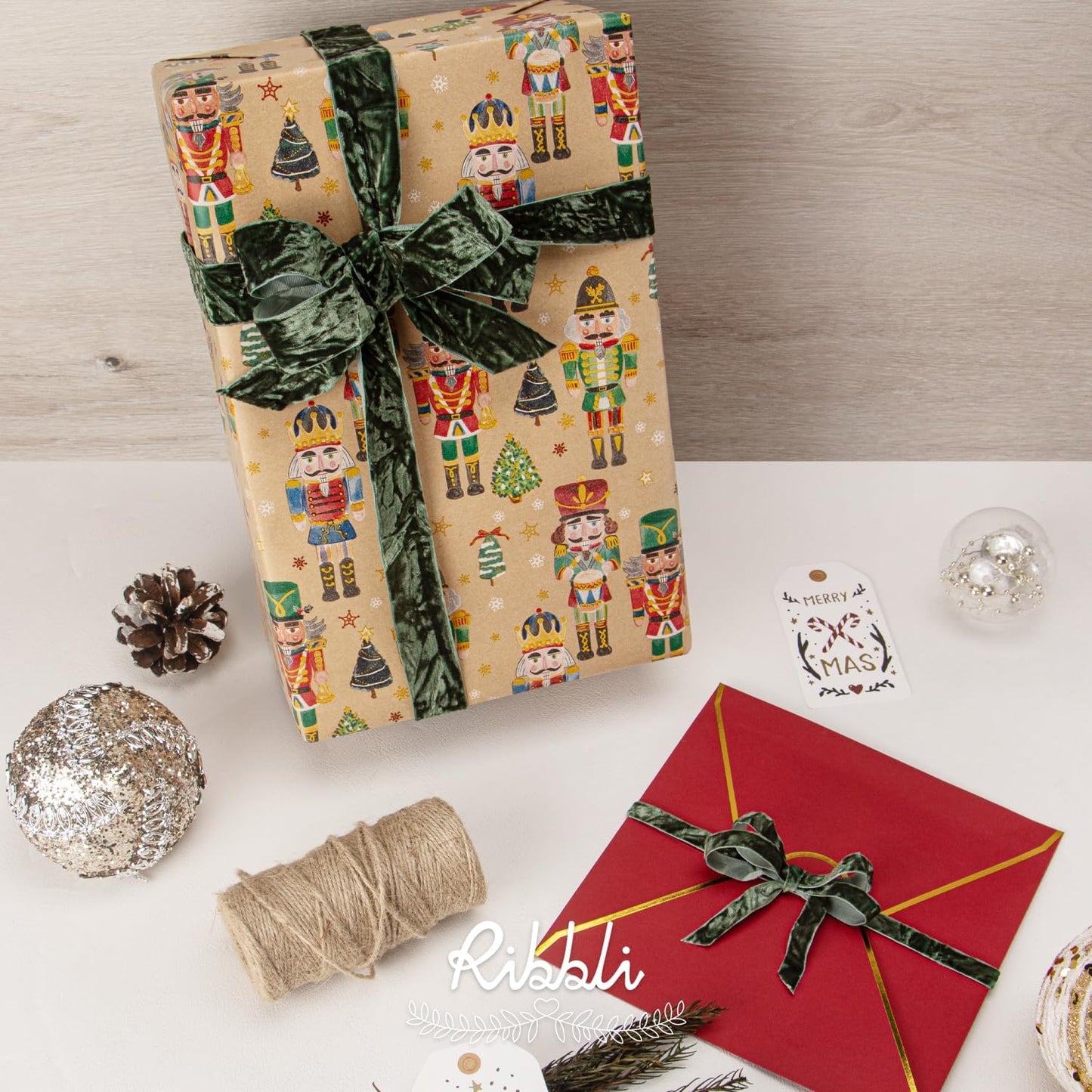 Ribbli Forest Green Velvet Ribbon 1 Inches Luxury Crinkled Green Christmas Ribbon for Gift Wrapping Crafts Home Decor-Continuous 10 Yard