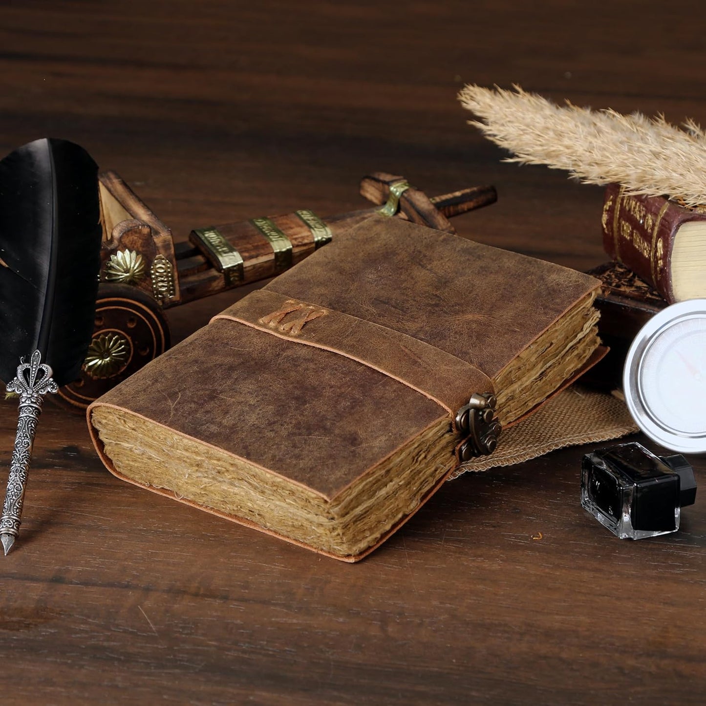 Vintage Leather Journal Handmade Buffalo Non-Refillable Deckle Edge Paper – Leather Bound Journal for Women Men Vintage C-Lock Closure Ideal for Writing & Travel for Artists