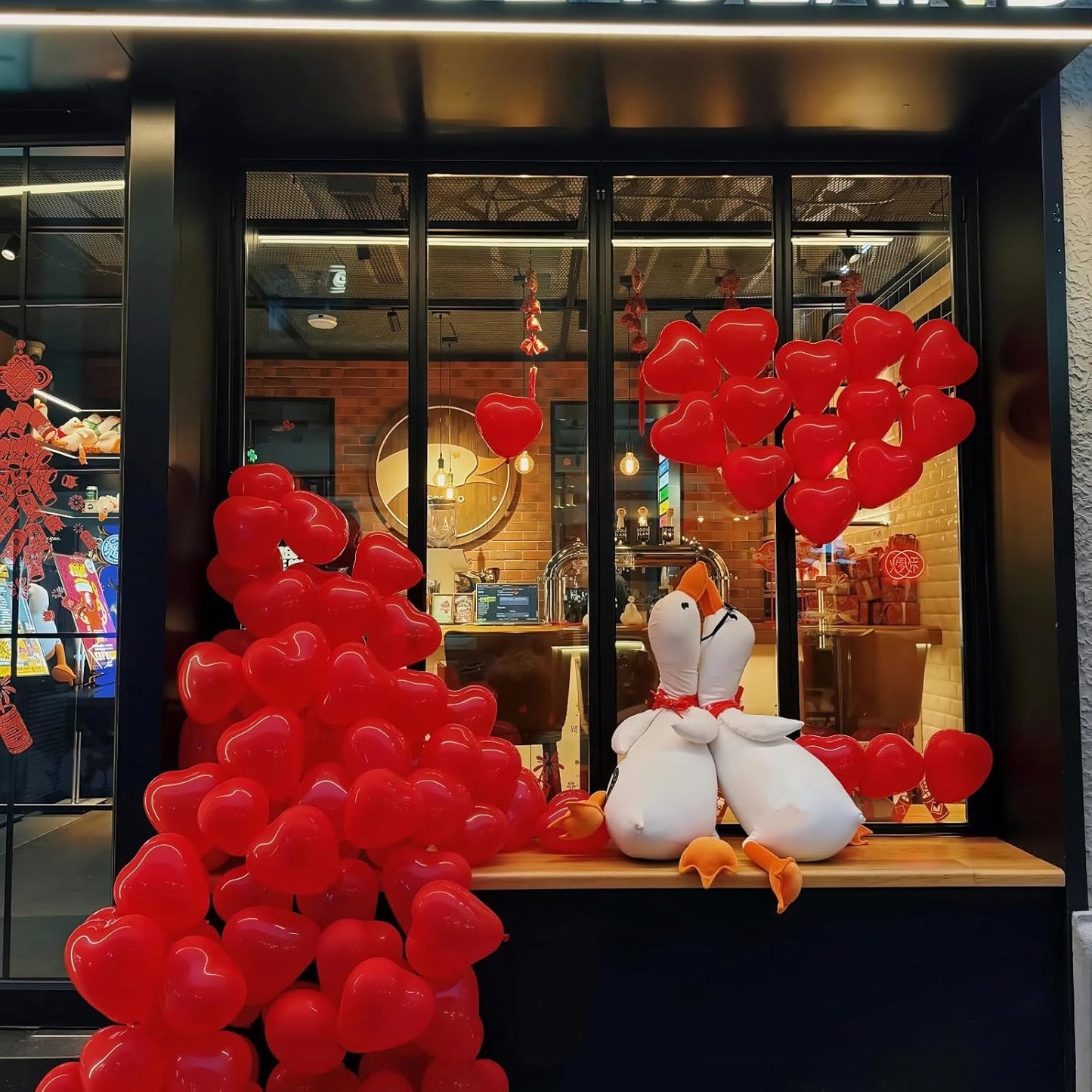 Red Heart Balloons, 50 Pcs 12 Inch Heart Shaped Balloons, Red Latex Balloon, Romantic Valentines Balloons for Birthday Party Wedding Engagement Party Baby Shower Valentine Day Decorations