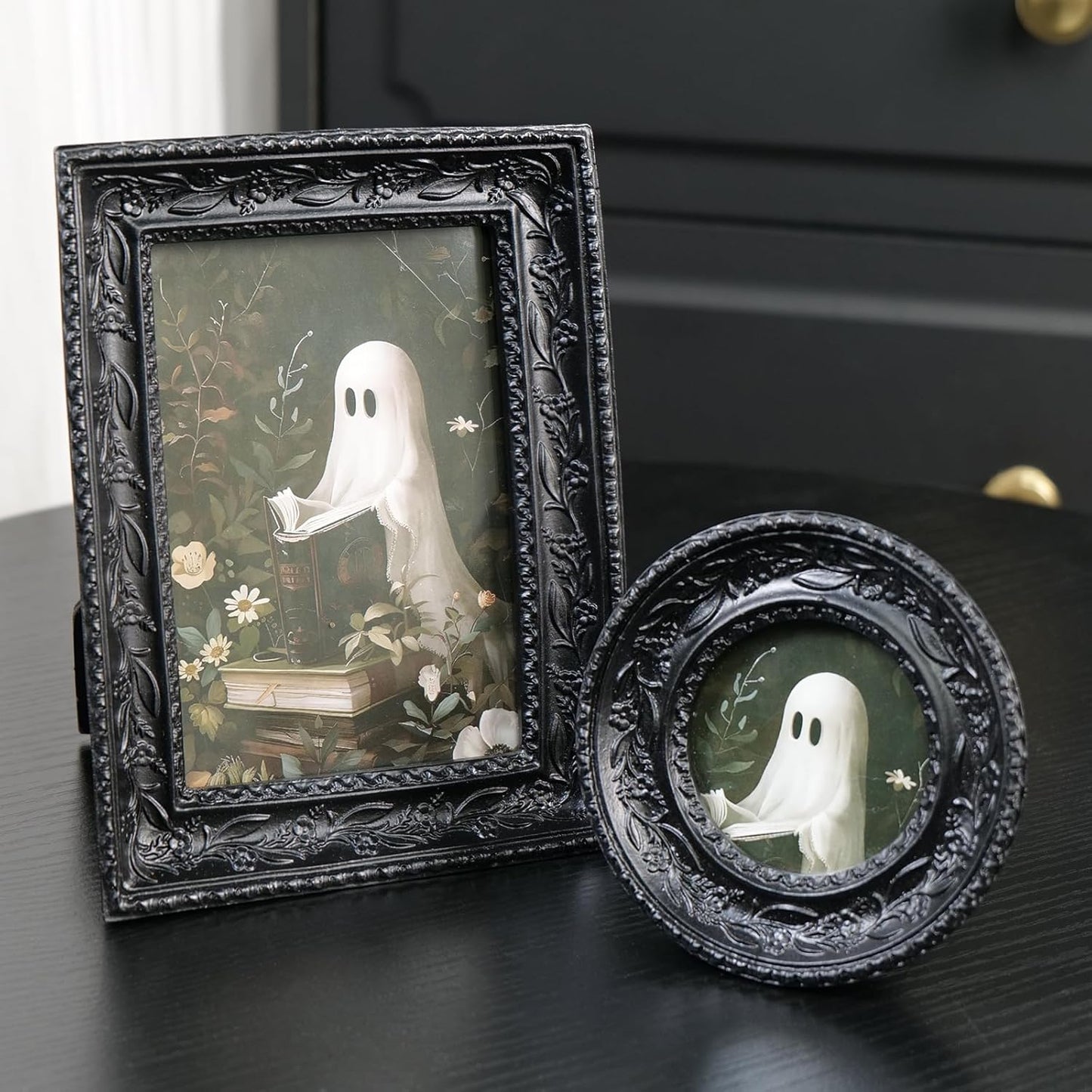 Cuspin Black Picture Frame Set of 2 Vintage Baroque Frames, Ornate Resin Photo Frame with 4x6 Picture Frame and 3x3 Round Frame, Antique Decorative Design for Tabletop Display or Wall Hanging