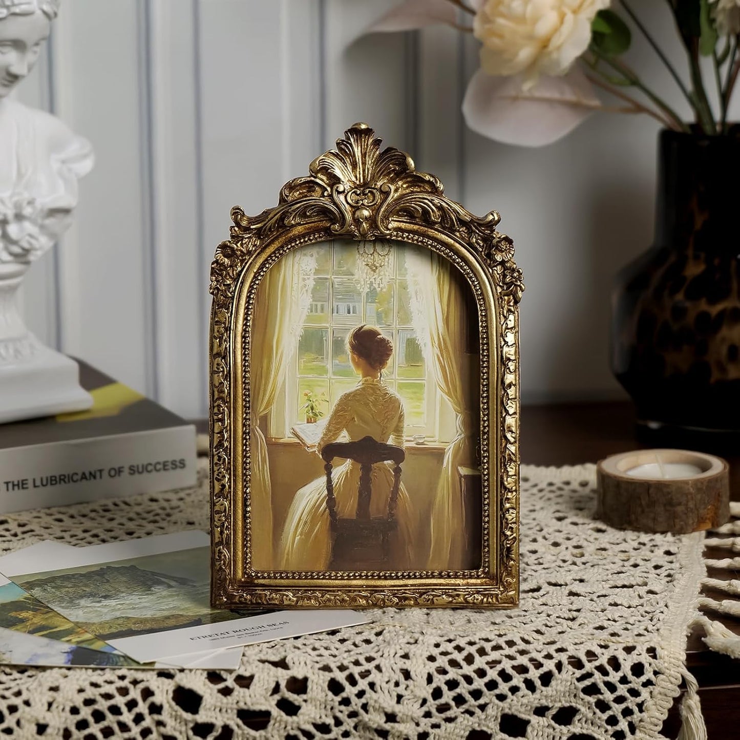 Cuspin Vintage 4x6 Picture Frame, Gold Ornate Resin Frames with Plexiglass Front for Tabletop and Wall Mounting, Antique Arched Photo Frame for Home Office Decor