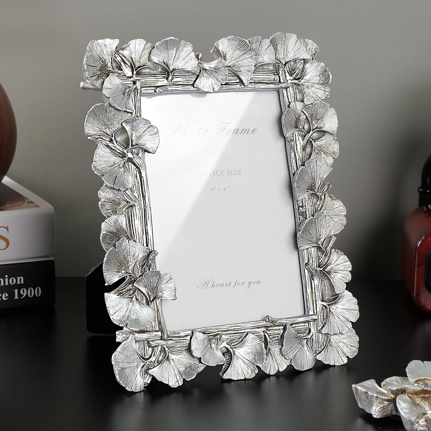Cuspin 4x6 Silver Picture Frame, Vintage Silver Ornate Leaf Textured Hand-Crafted Resin with Glass Front Antique Photo Frame for Tabletop Display, Retro Design Home Decor