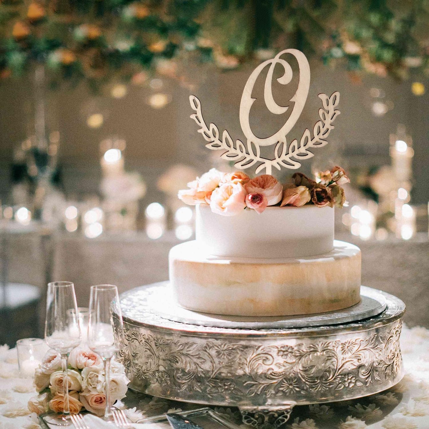 LINGTEER Personalized Inital Letter O Wooden Cake Topper Perfect for Birthday Rustic Wedding Anniversary Party Keepsake Decoration