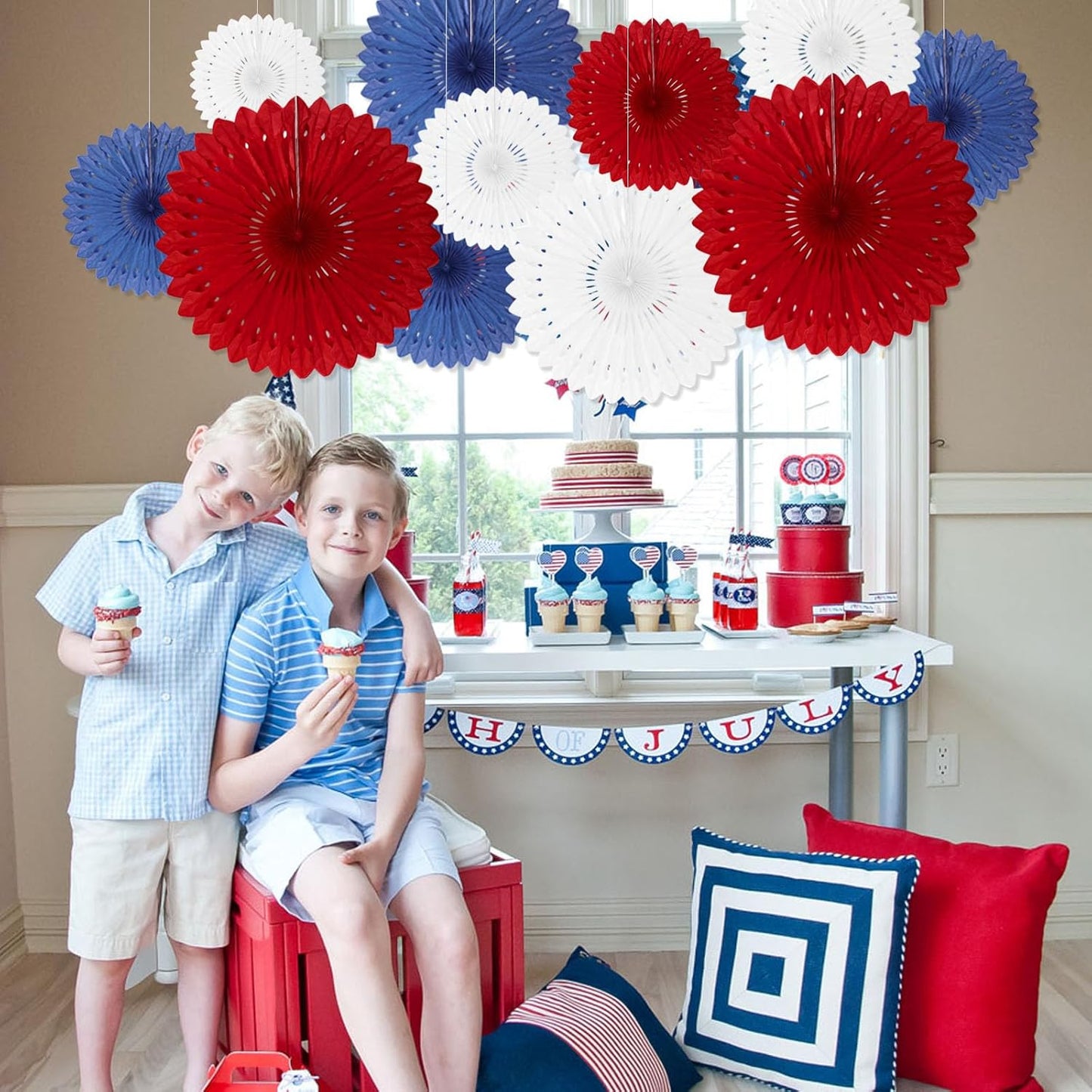 18 Pcs Red White Blue Hanging Paper Fan, Hanging Honeycomb Round Paper Fans for Weddings, Birthdays, Independence Day, Classroom, Events Ceiling Party Supplies Decorations