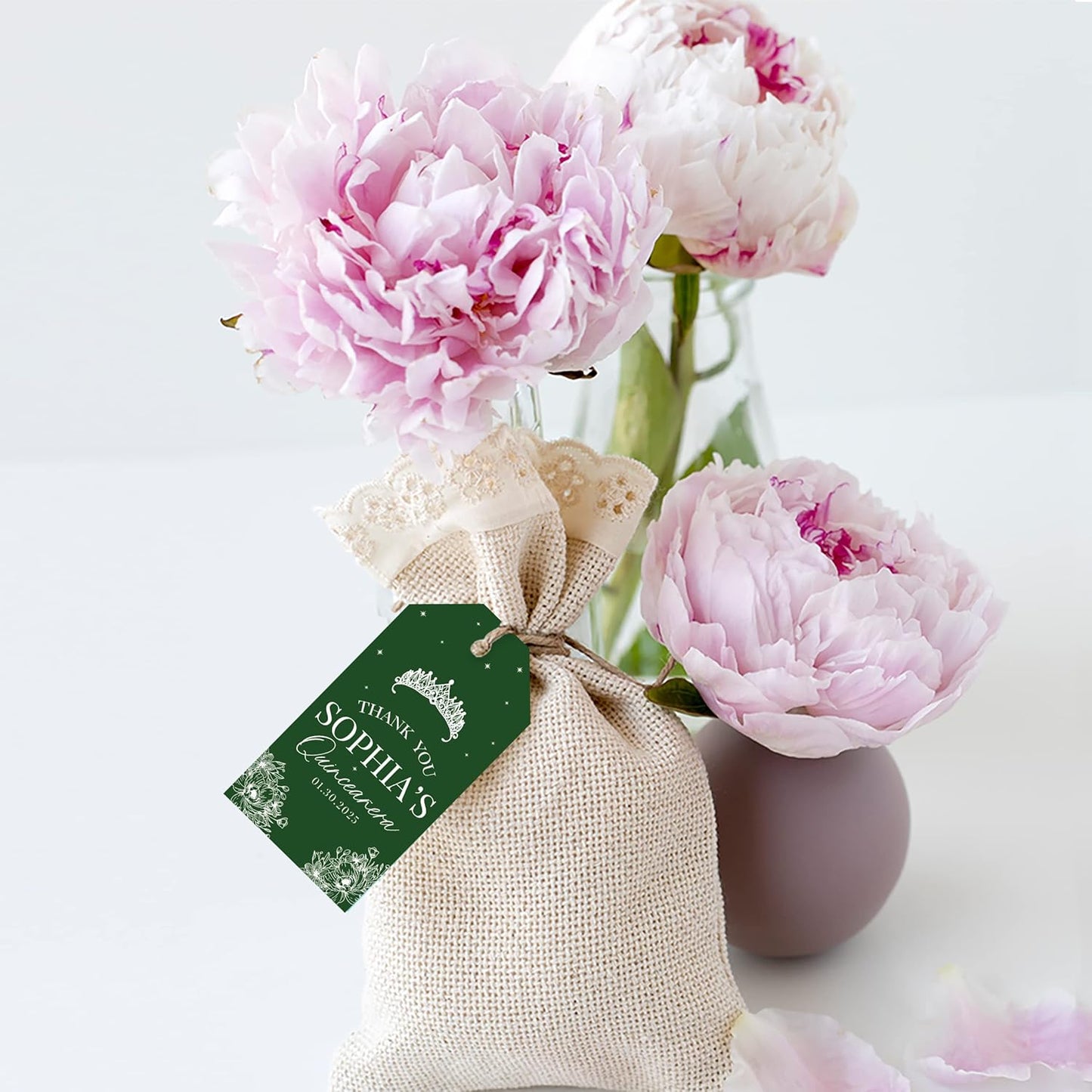 Andaz Press 40-Pack Personalized Quinceañera Favor Tags with String, Crown Floral Line Custom Classic Thank You Gift Tags for Quince Años XV 15th Birthday Favor Gifts Quinceanera Decorations