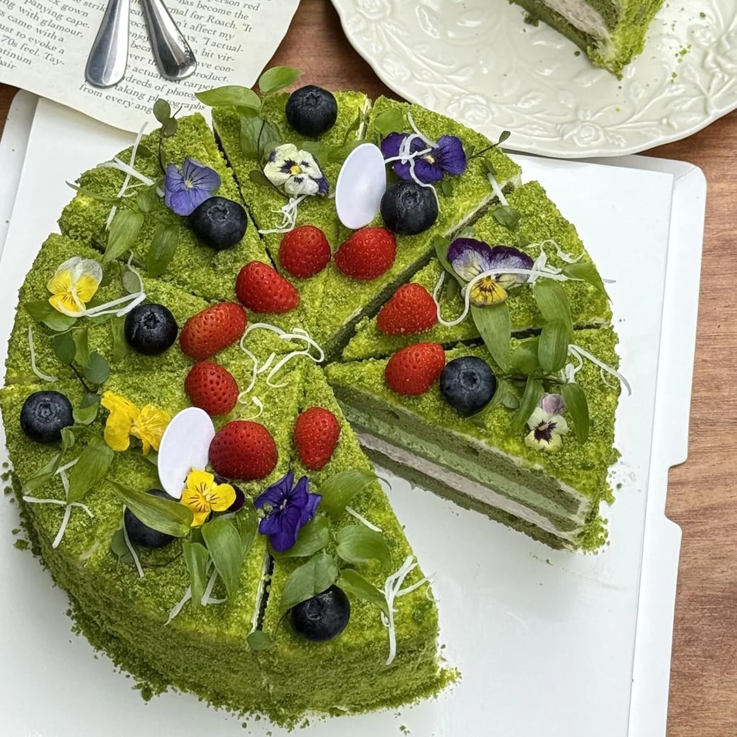 4 Pcs Fern Leaf Cake Decoration Fondant Molds, Multi-Size Leaf Silicone Molds for Baking Cookies, Candies, Chocolate, Dough, Gum, Flower Paste, DIY Resin Clay Plaster Pendant Crafts Reusable