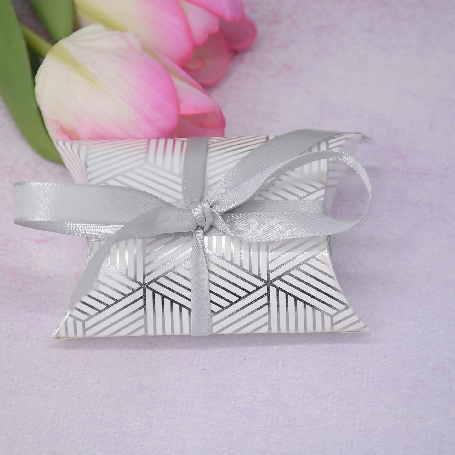 Aokbean 100 Pack Mini Pillow Candy Box Small Gift Boxes with 50 Yards Ribbon for Christmas Wedding Party Favor Gift, Jewelry or Soap Packaging (Silver Stripes)