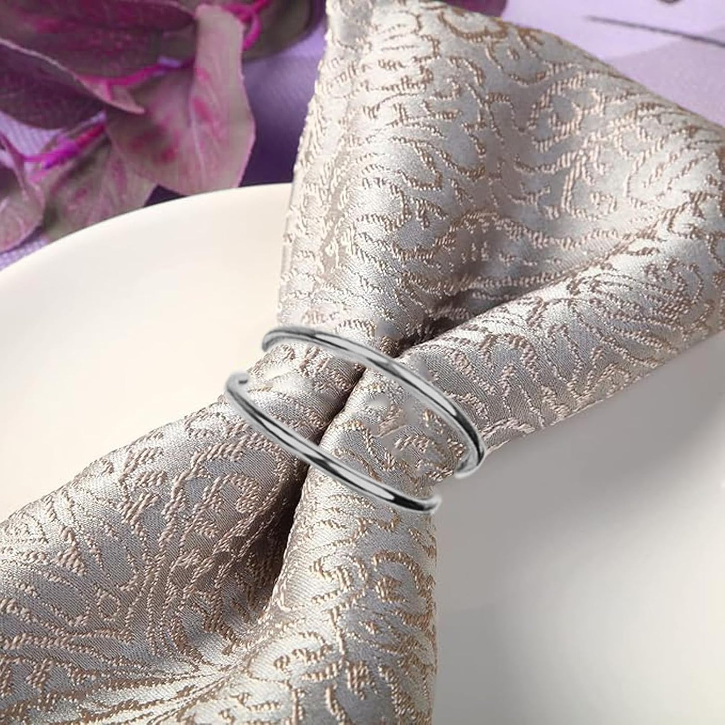 Silver Napkin Rings-12 PCS Metal Spiral Napkin Rings(Spiral) Napkin Holders Buckles for Family Dinner, Wedding, Party,Table Decorations