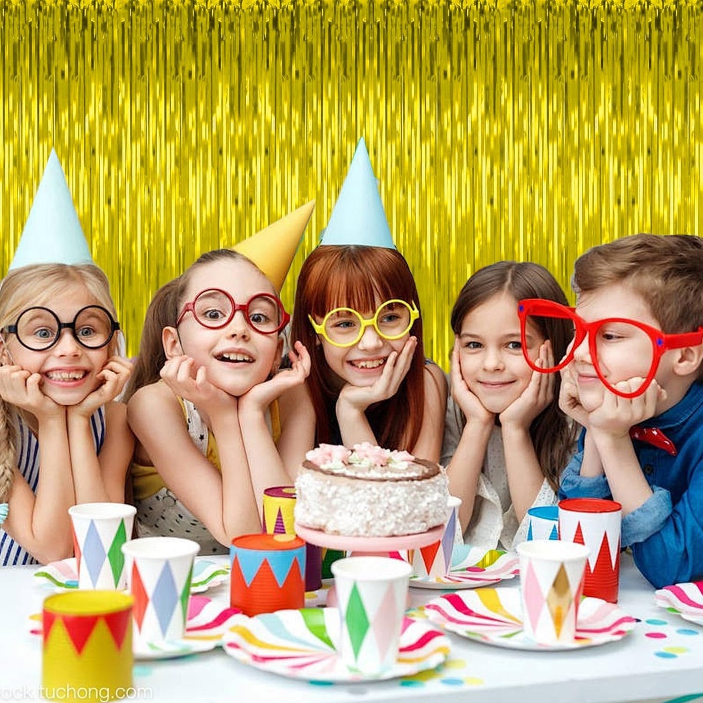 3 Pack Gold Fringe Curtain Backdrop Birthday Bachelorette Party Decorations Metallic Tinsel Streamers Foil Backdrop Graduation Wedding New Year Party Decorations