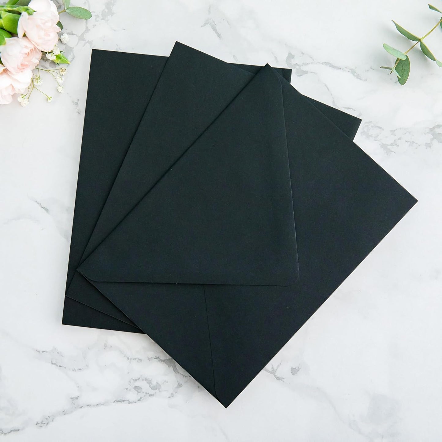 PONATIA 50 PCS A7 Euro Flap Black Envelopes, 5.25 x 7.25'' Green Liner Envelopes for 5x7 Wedding Invitations, Photos, Postcards, Greeting Cards, Christmas Gift Cards, Acrylic Mailing