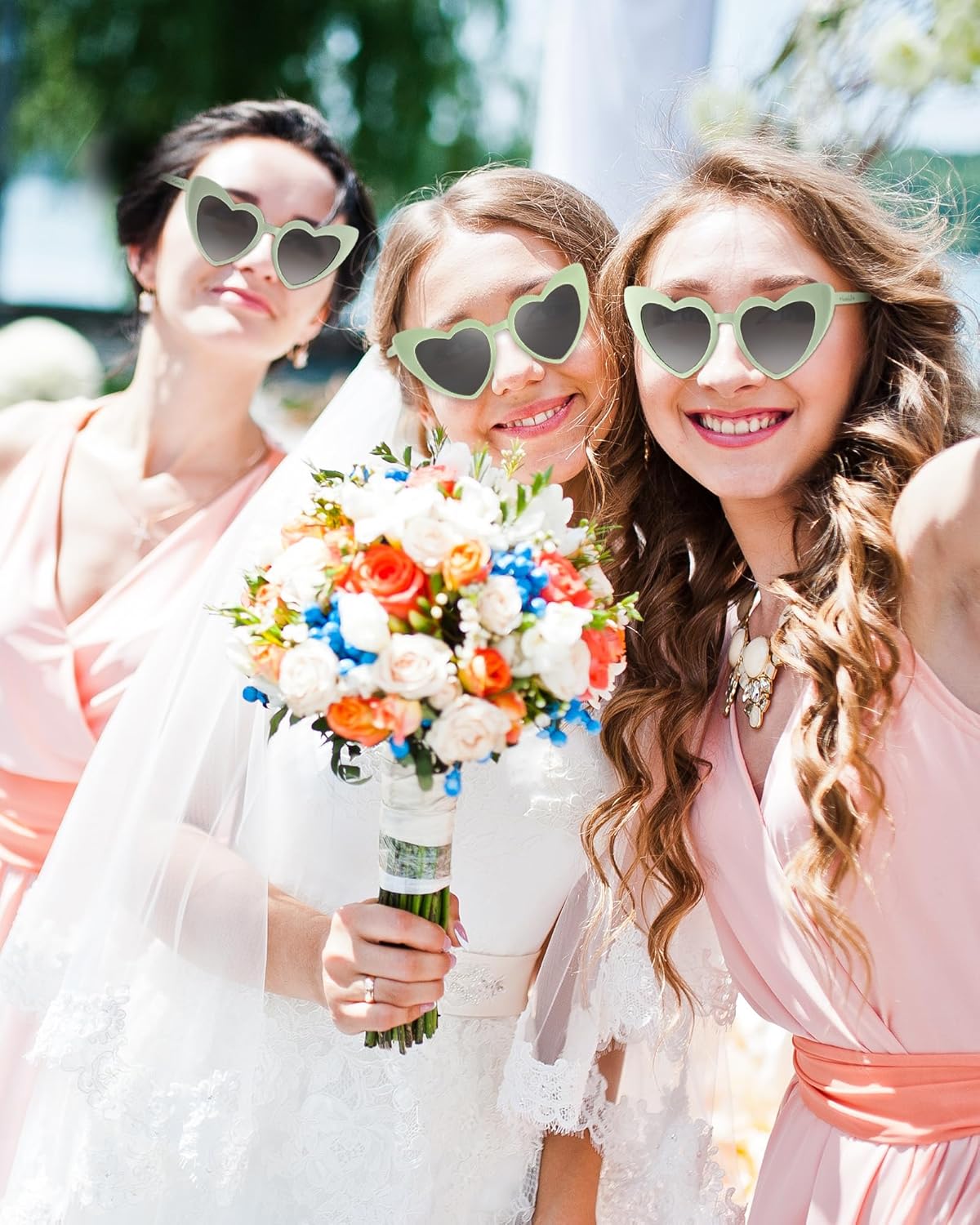 Flutesan 20 Pairs Retro Heart Sunglasses Vintage Cat Eye Heart Glasses Women Bachelorette Bride Sunglasses Bulk