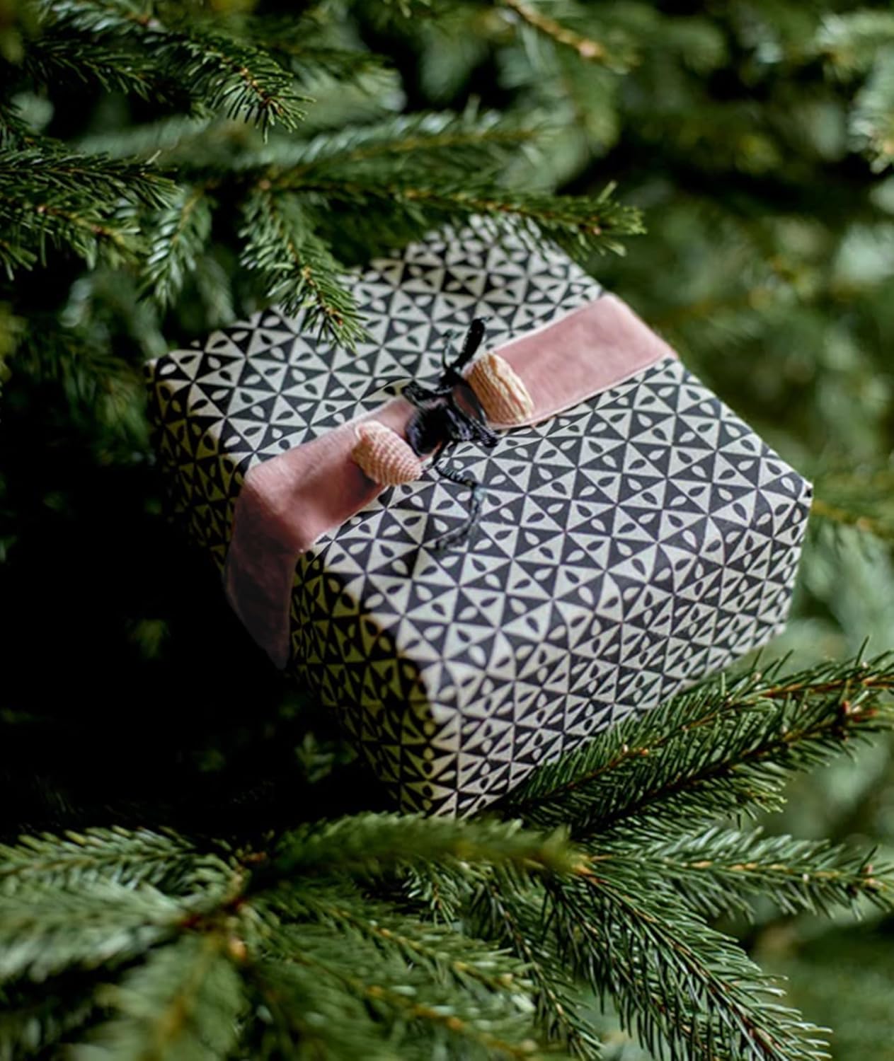 Pink Velvet Ribbon 1'' 25 Yards for Christmas Tree, Gift Wrapping, Flower Bouquet, Wreath Decorations, Bow Making