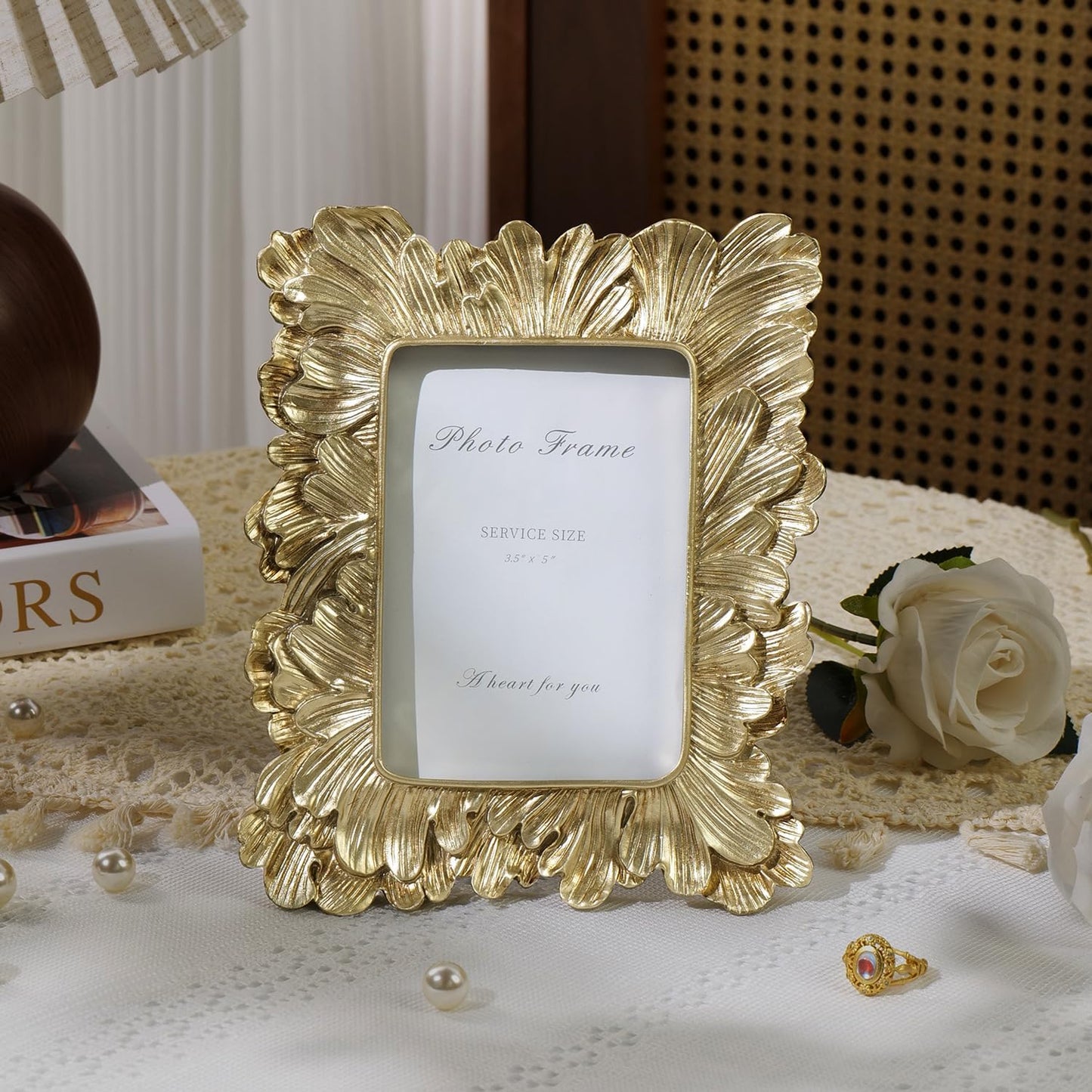 Cuspin Small Gold Picture Frame 3x5 Frames, Vintage Gold Palm Leaves Textured Hand-Crafted Resin with Glass Front Elegant Retro Vintage Design Photo Frame for Wall and Tabletop Display Home Decor