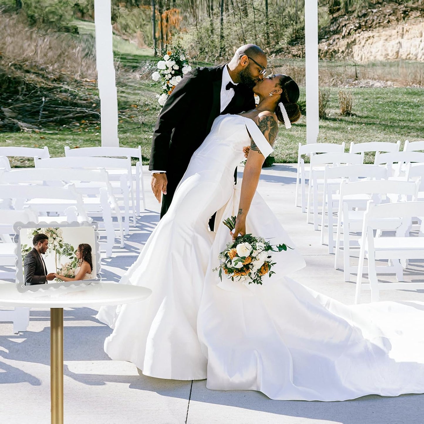 Acrylic Picture Frames 3 Pack 5x7 Scalloped with Detachable Brackets, Vertical and Horizontal Tabletop Display, Clear Magnetic Photo Frames for Home/Party/Wedding