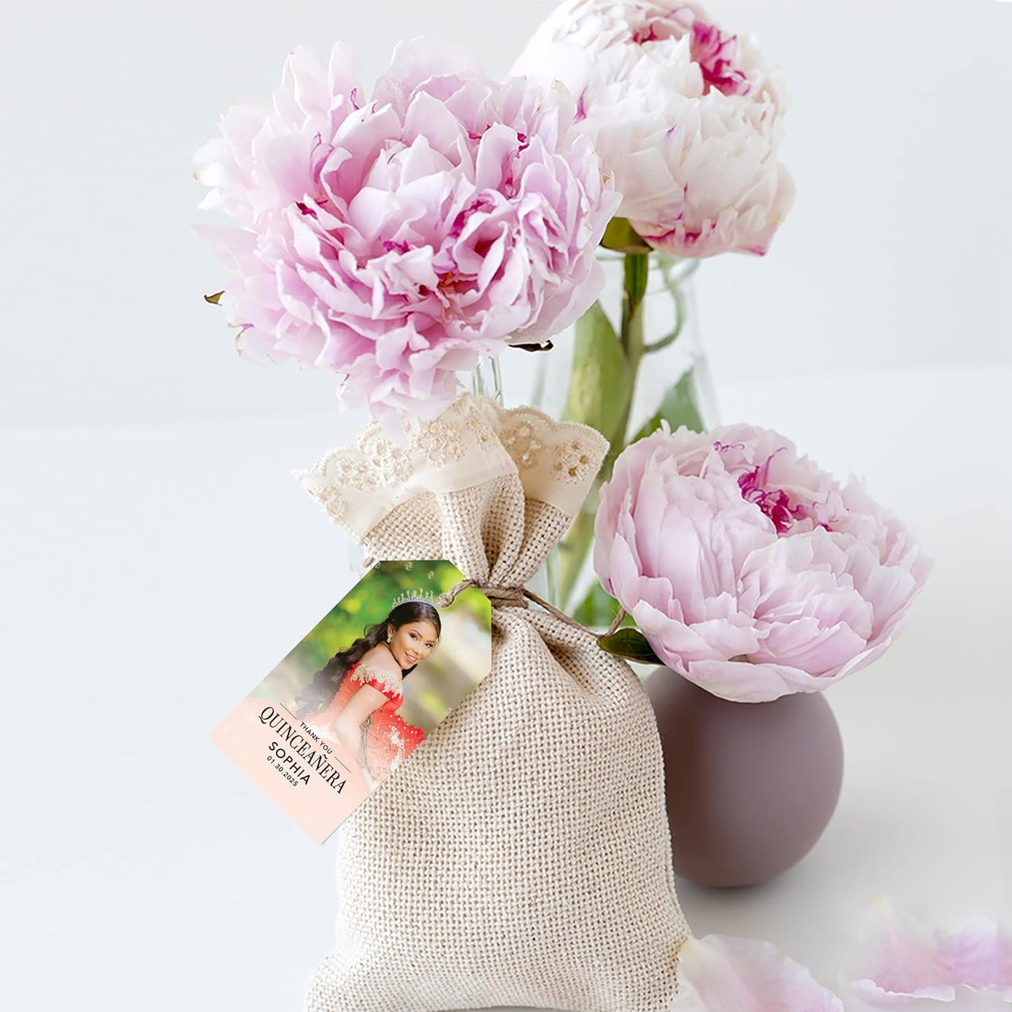 Andaz Press 40-Pack Personalized Quinceañera Favor Tags with String, Classic Thank You Gift Tags with Custom Photo for Quince Años, XV, 15th Birthday, Favor Gifts, Quinceanera Decorations