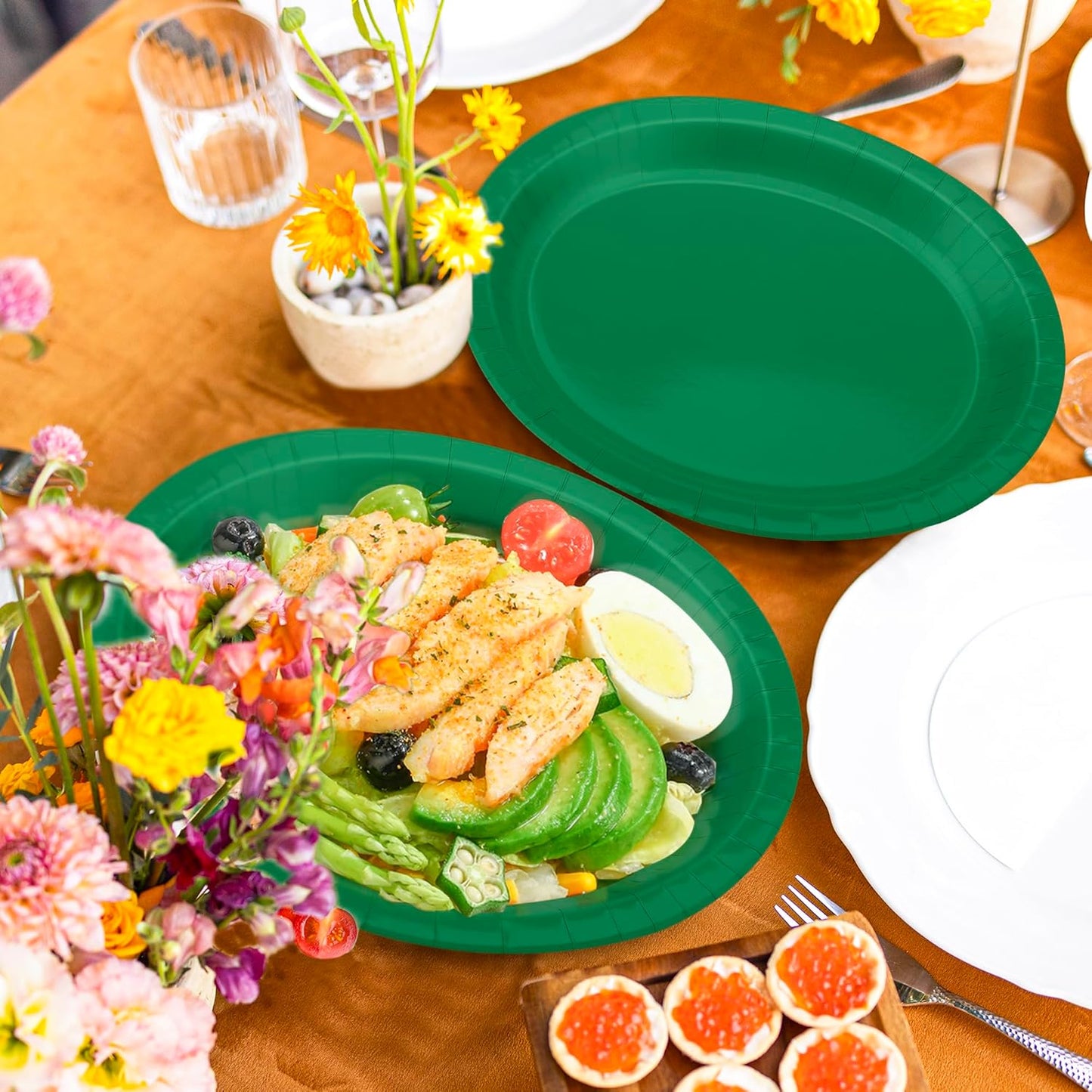 QZYL 50 Count Paper Plates, 12.2'' X 10.2'' Large Green Oval Plates, Daily Dinner Plates Disposable Paper Tray Bulk Party Supplies for Outdoor Picnic Birthday Party Barbecue Holiday