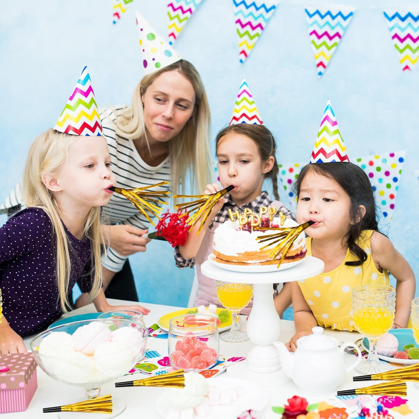 36 Pcs Noise Makers Birthday Blowers Glitter Metallic Fringed Party Blow Horns for Birthday Baby Shower Wedding Graduation Sporting New Year Party Favors Supplie（Gold）