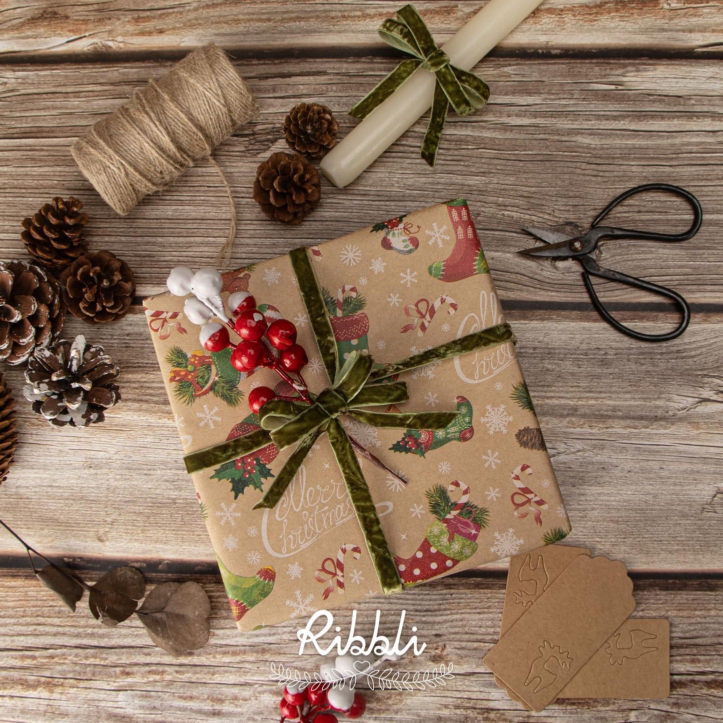 Ribbli Moss Green Velvet Ribbon 3/8 Inches Luxury Crinkled Green Christmas Ribbon for Gift Wrapping Crafts Home Decor-Continuous 10 Yard