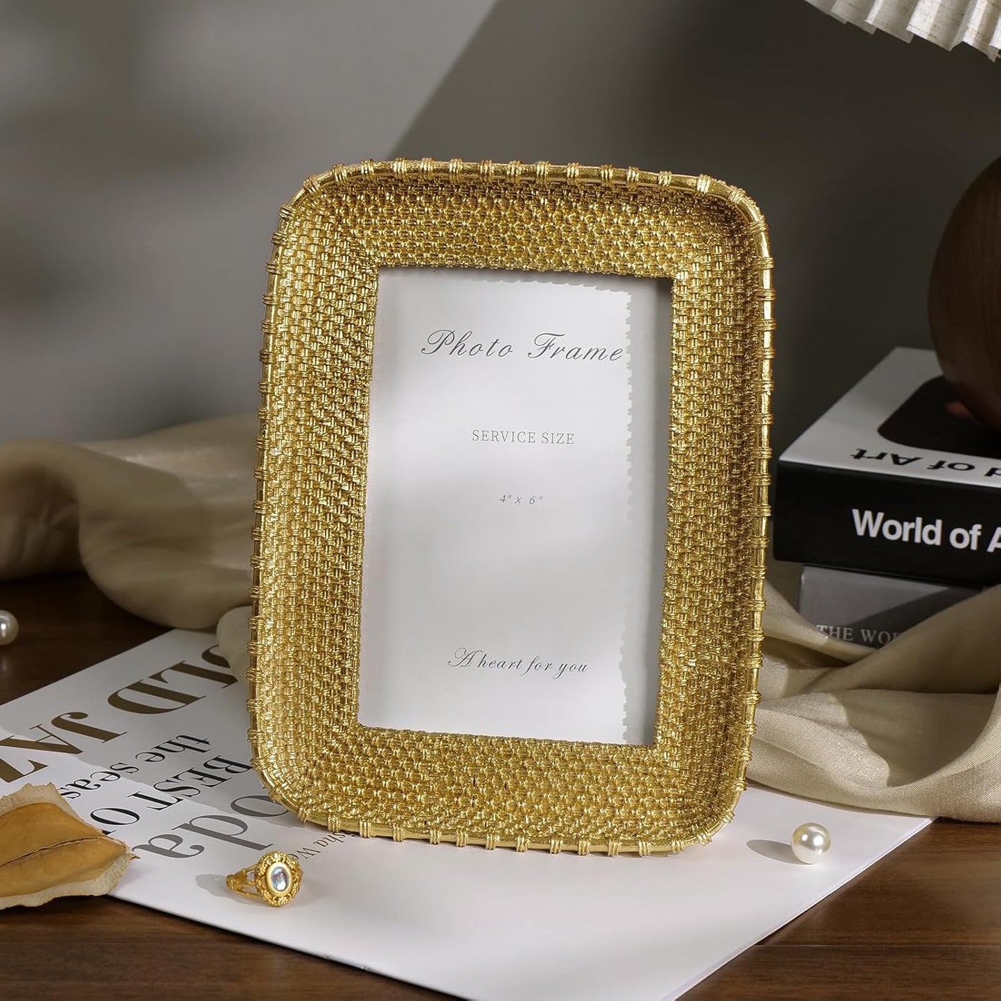 Cuspin 4x6 Picture Frame Vintage Gold Metal Rattan Textured Hand-Crafted Photo Frame with Glass Front, Antique Picture Frame for Tabletop Display & Wall Display, Retro Design Home Decor