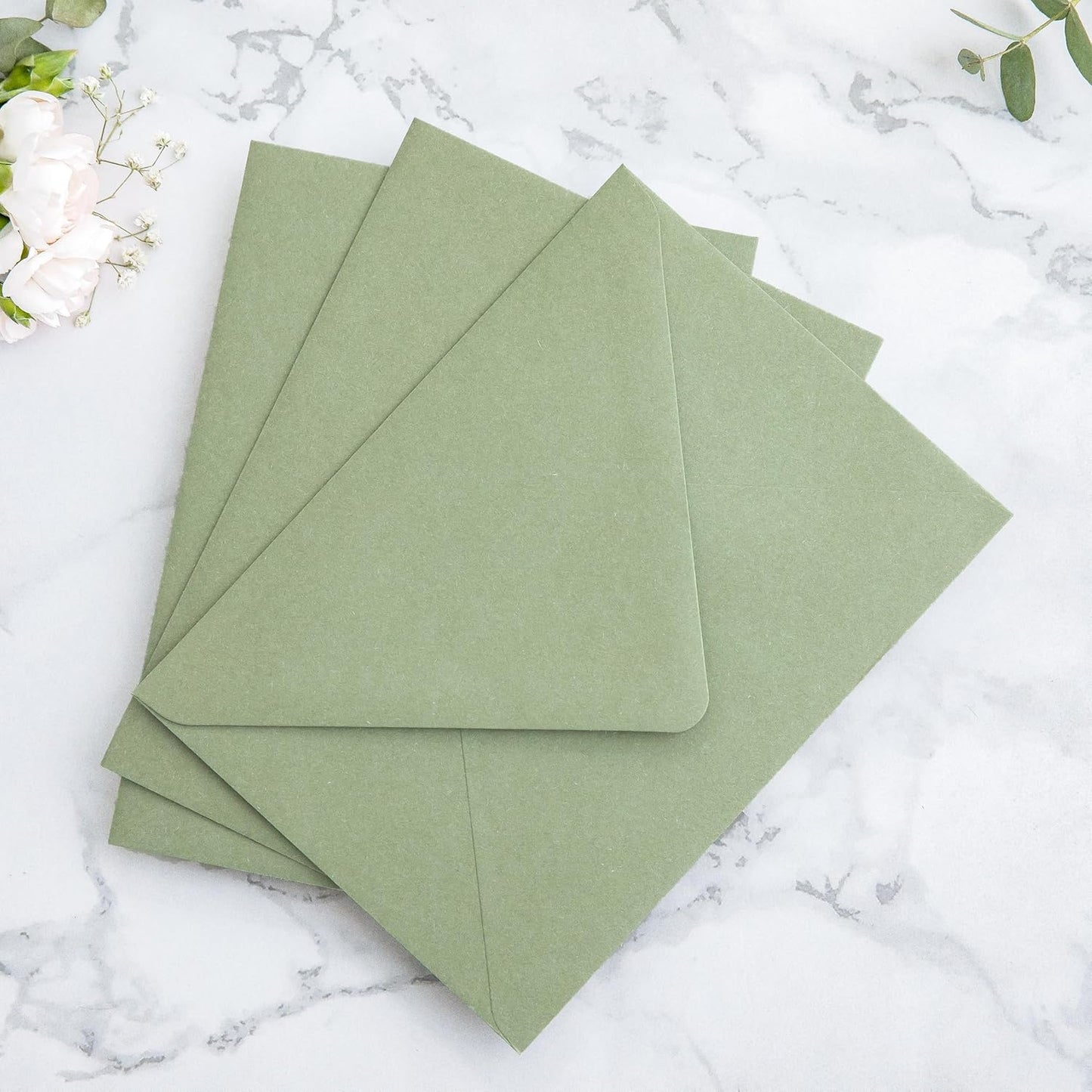 PONATIA 50PCS A7 Euro Flap Envelopes, 5.25 x 7.25'' Sage Green Flowers Liner Envelope for Wedding Invitations, Photos, Postcards, Greeting Cards, Christmas Gift, Acrylic Mailing, 5 x 7 Envelopes