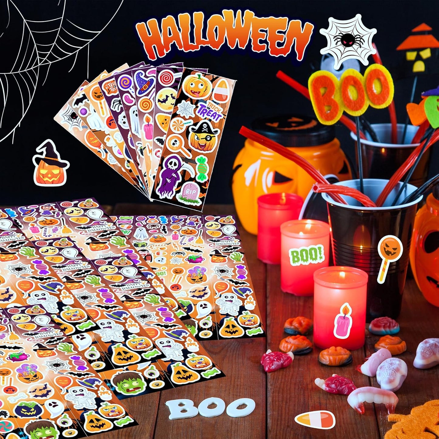 Halloween Stickers 980Pcs Assorted Halloween Stickers for Kids Halloween Party Favors, Classroom Crafts, Goodie Bags, Decorations, Trick or Treat Halloween Party Supplies
