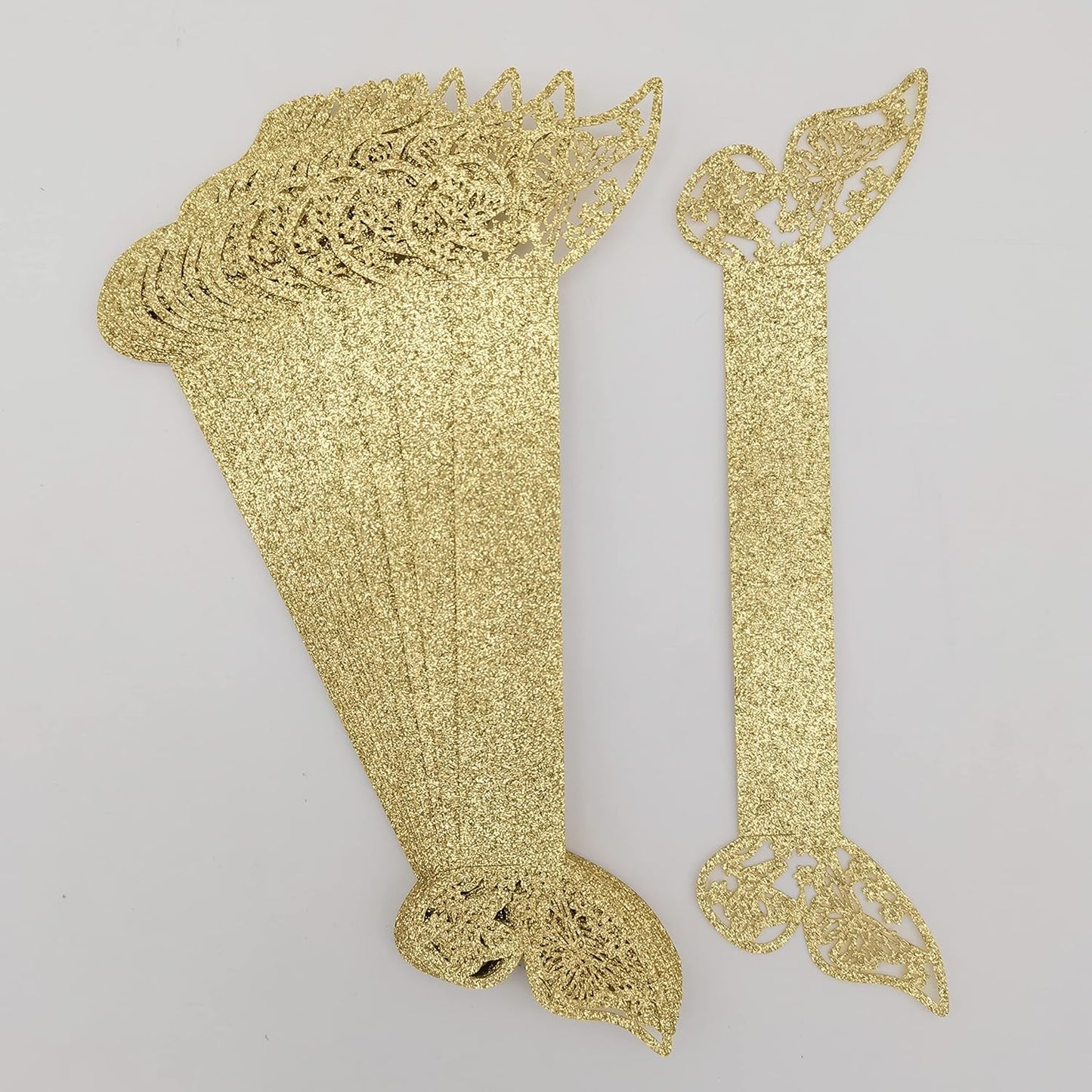 Butterfly Bright Gold Paper Napkin Rings Set of 100 pcs，3D Laser Cut Foil Cutout Paper Napkins Holder,Disposable Serviette Rings for Tables,Decorations,Wedding,Dinner,Party Decor