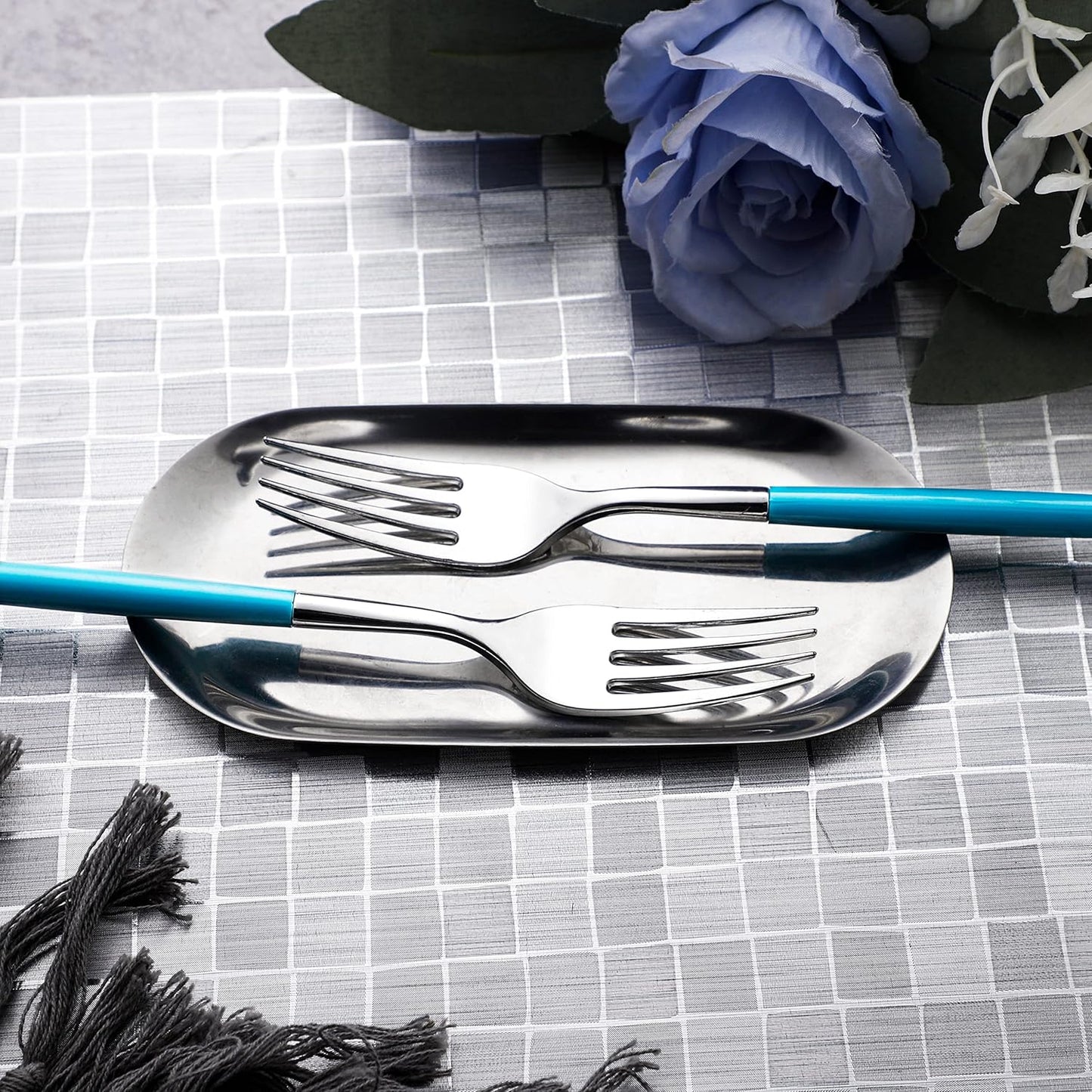 WELLIFE 144Pcs Blue Plastic Silverware, Heavy Duty Plastic Flatware with Blue Handle, Includes 48 Forks,48 Knives,48 Spoons for Party