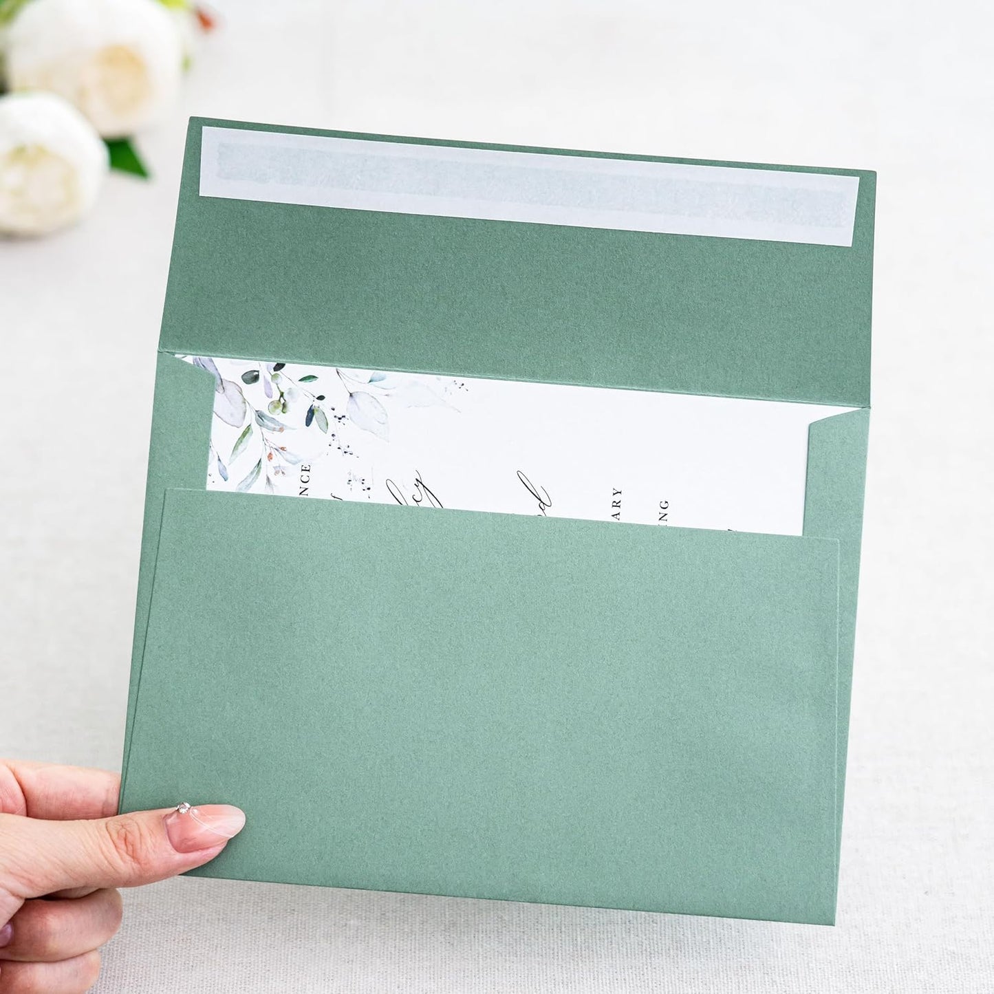 PONATIA 50 Pieces 5x7 Envelopes, Sage Green A7 Envelopes Self Seal for Weddings, Invitation Cards, Photos, Postcards, Greeting Cards Mailing, Baby Shower, Graduation, Christmas Gift Cards
