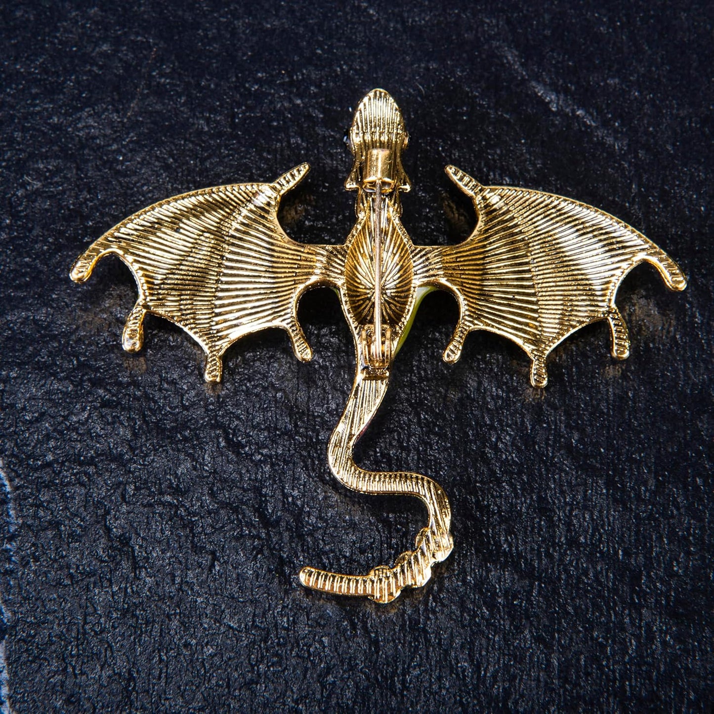 3D Dragon Eye Embossed Journal,Resin Engraving Notebook,Dnd notebook for Dragon Lovers ，Blank Paper,Hardcover Travel Notepad for Writing,Sketchbook,Collection,Gift,Decoration A4 and A5 Size (A5-Yellow with brooch)