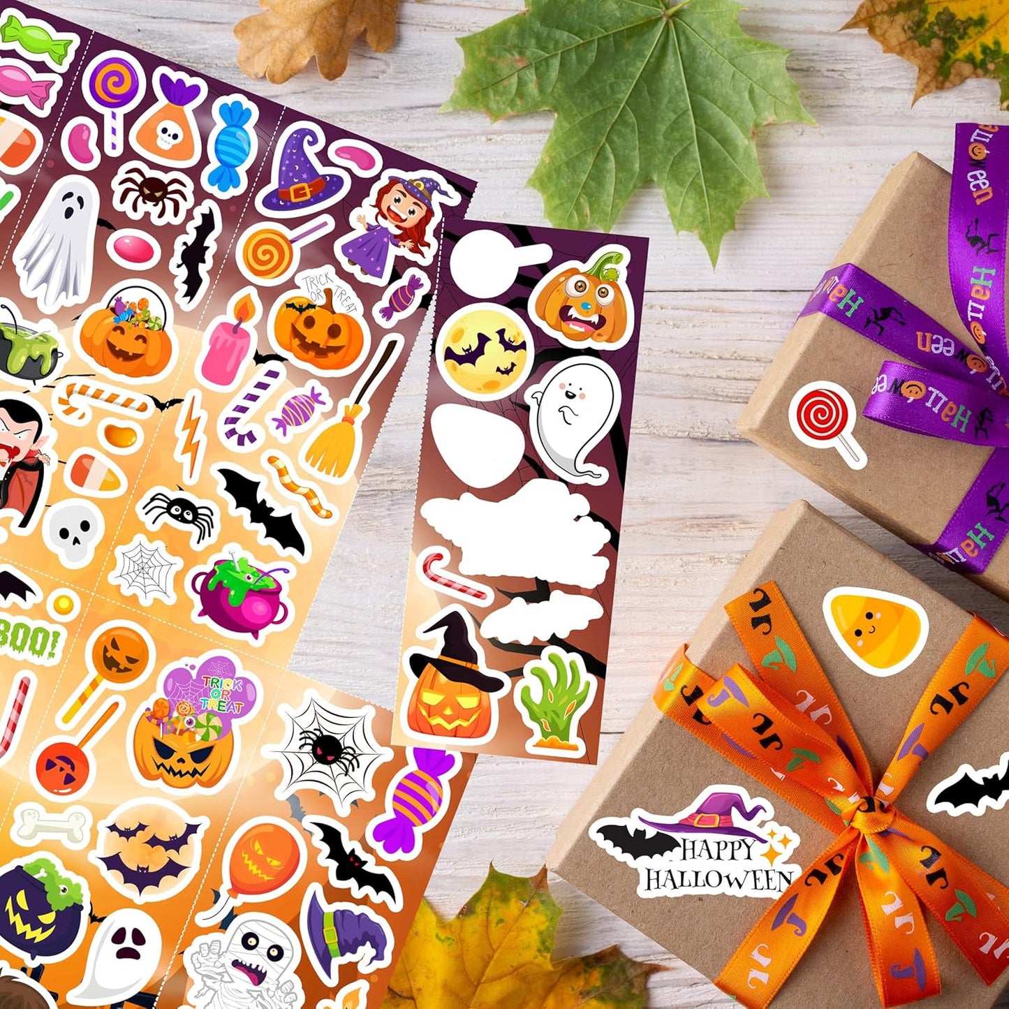 Halloween Stickers 980Pcs Assorted Halloween Stickers for Kids Halloween Party Favors, Classroom Crafts, Goodie Bags, Decorations, Trick or Treat Halloween Party Supplies