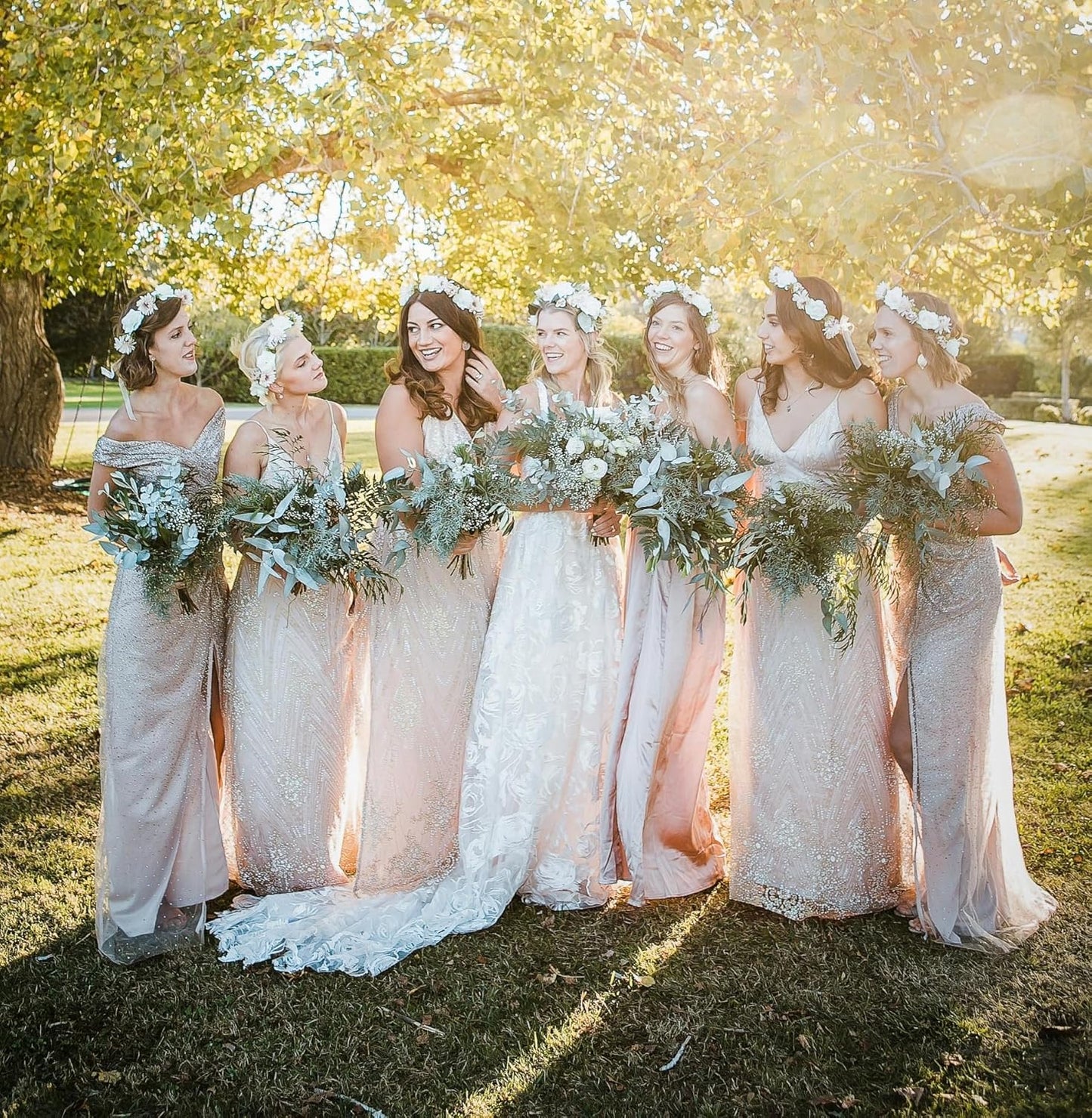 18pcs Bridesmaid Scrunchies Proposal Gifts Bachelorette Hair Claws Clips Girls heart sunglasses for Wedding Party Favors(light Pink)