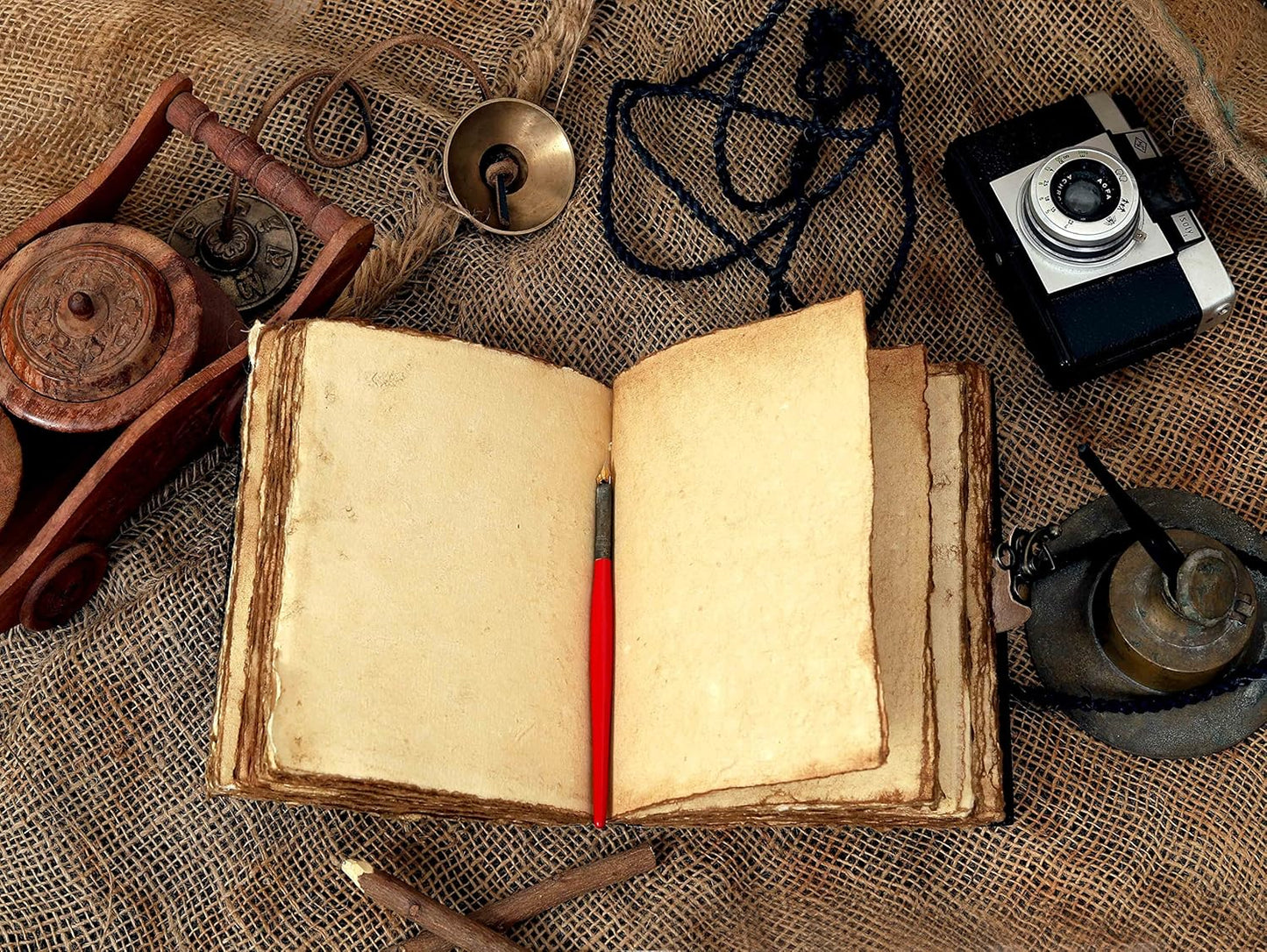 cuero Vintage Hocus Pocus Book of Spells Leather Journal Evil Eye Diary Girmoire Spell Book Prop Gifts (7" BLACK)